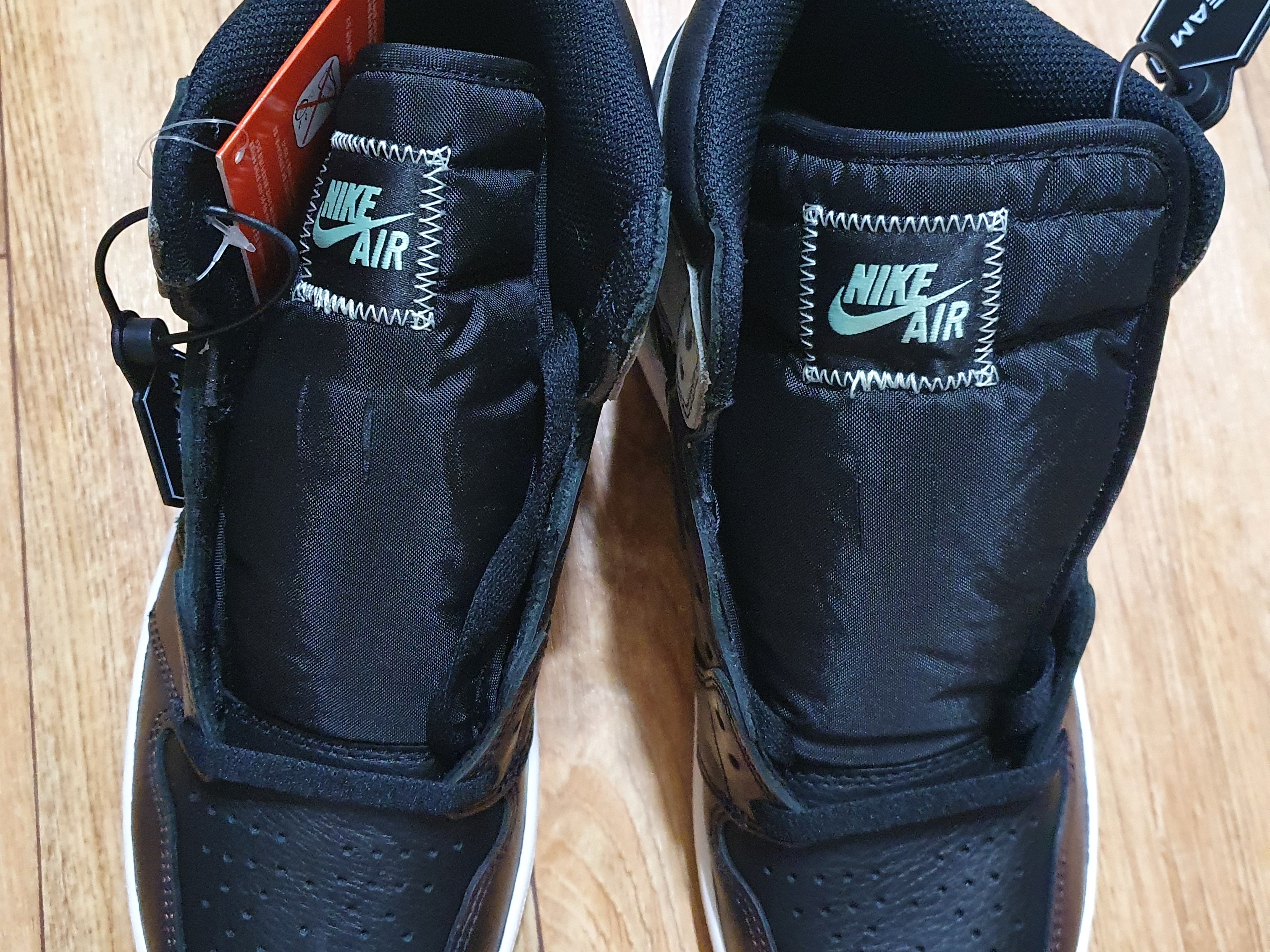 Jordan 1 Low Crimson Tint 착용 스타일 - 2