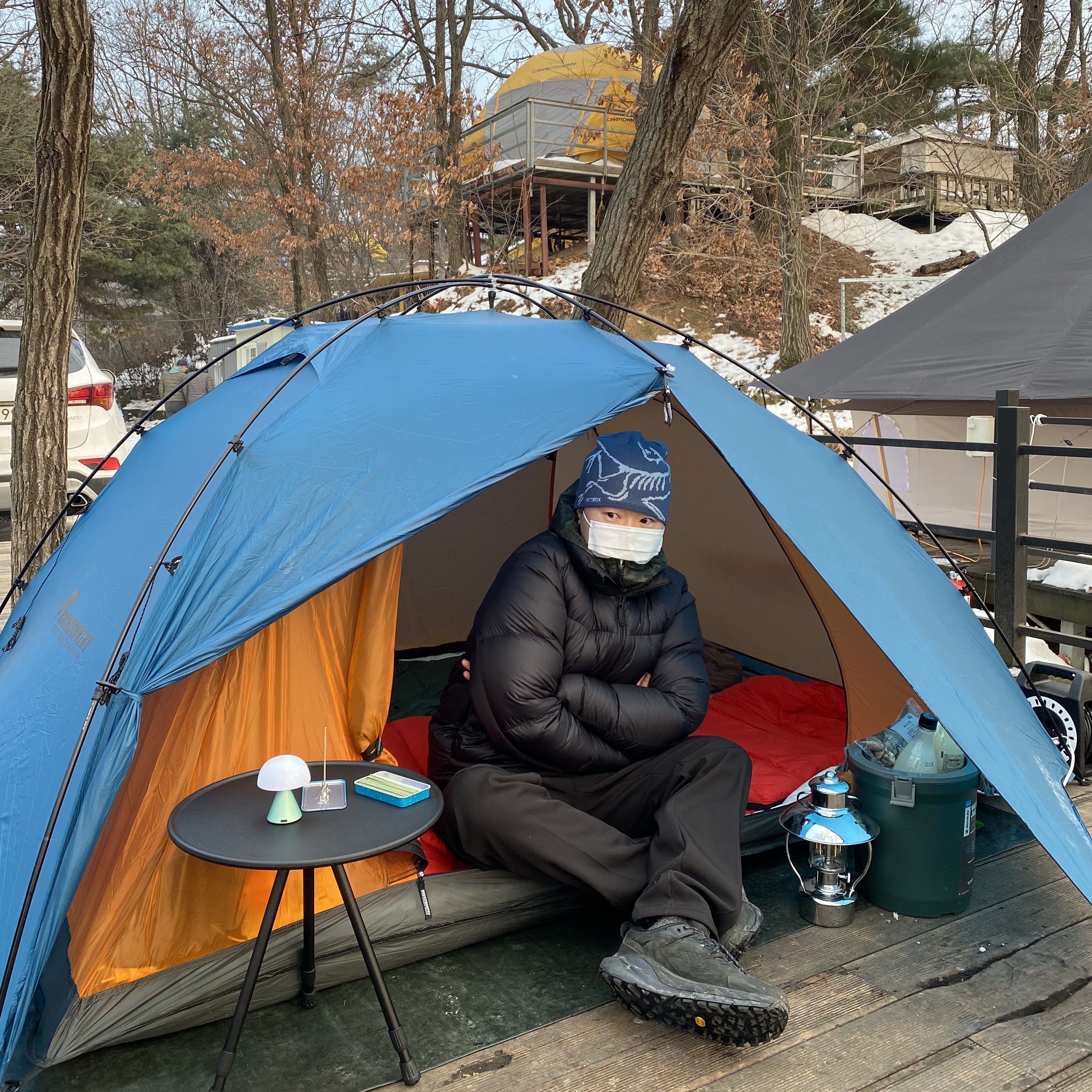 Arc'teryx Bird Head Toque Moonlit 착용 스타일