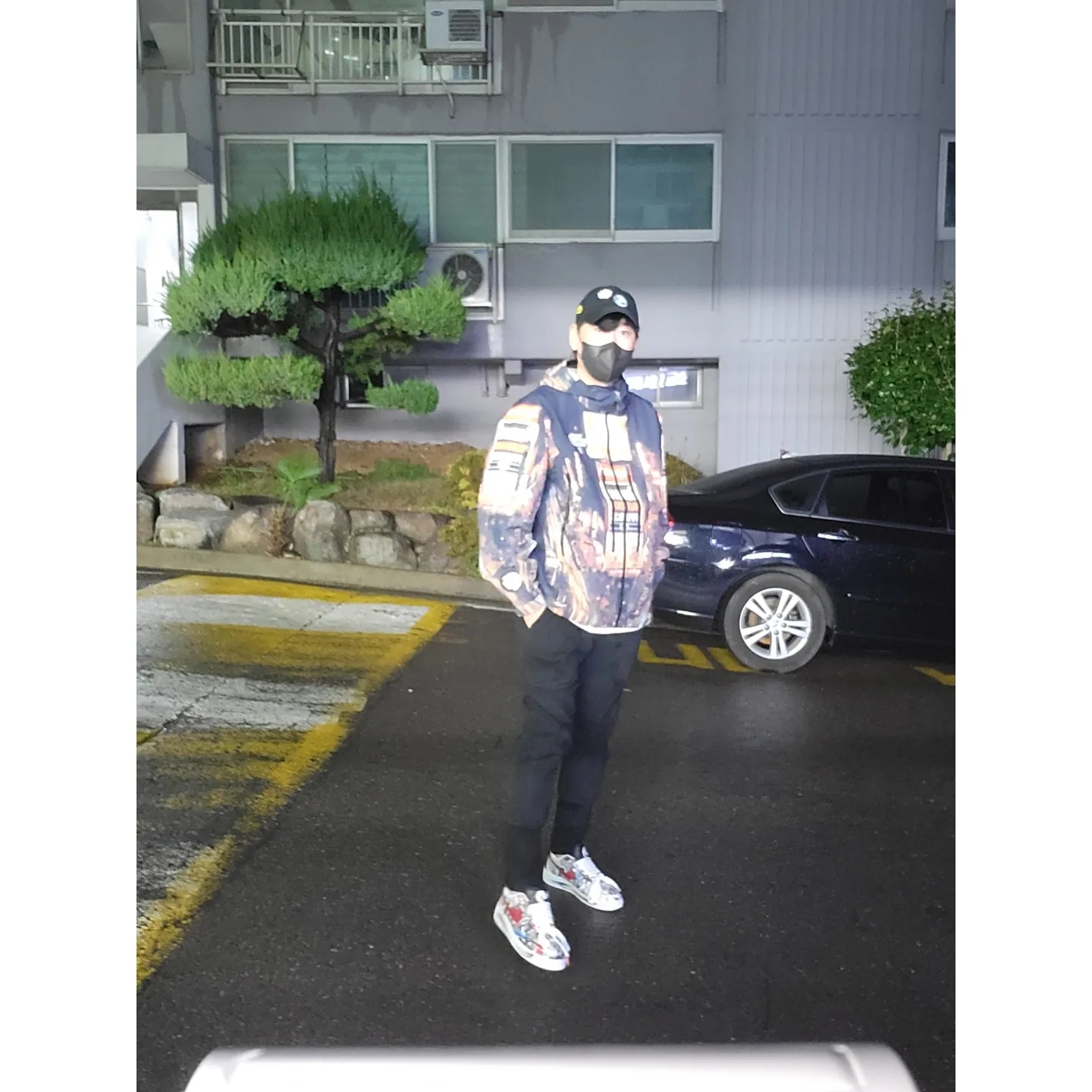 Supreme x The North Face Taped Seam Shell Jacket Times Square - 22FW, Nike x Peaceminusone Air Force 1 Low Para-Noise 착용 스타일