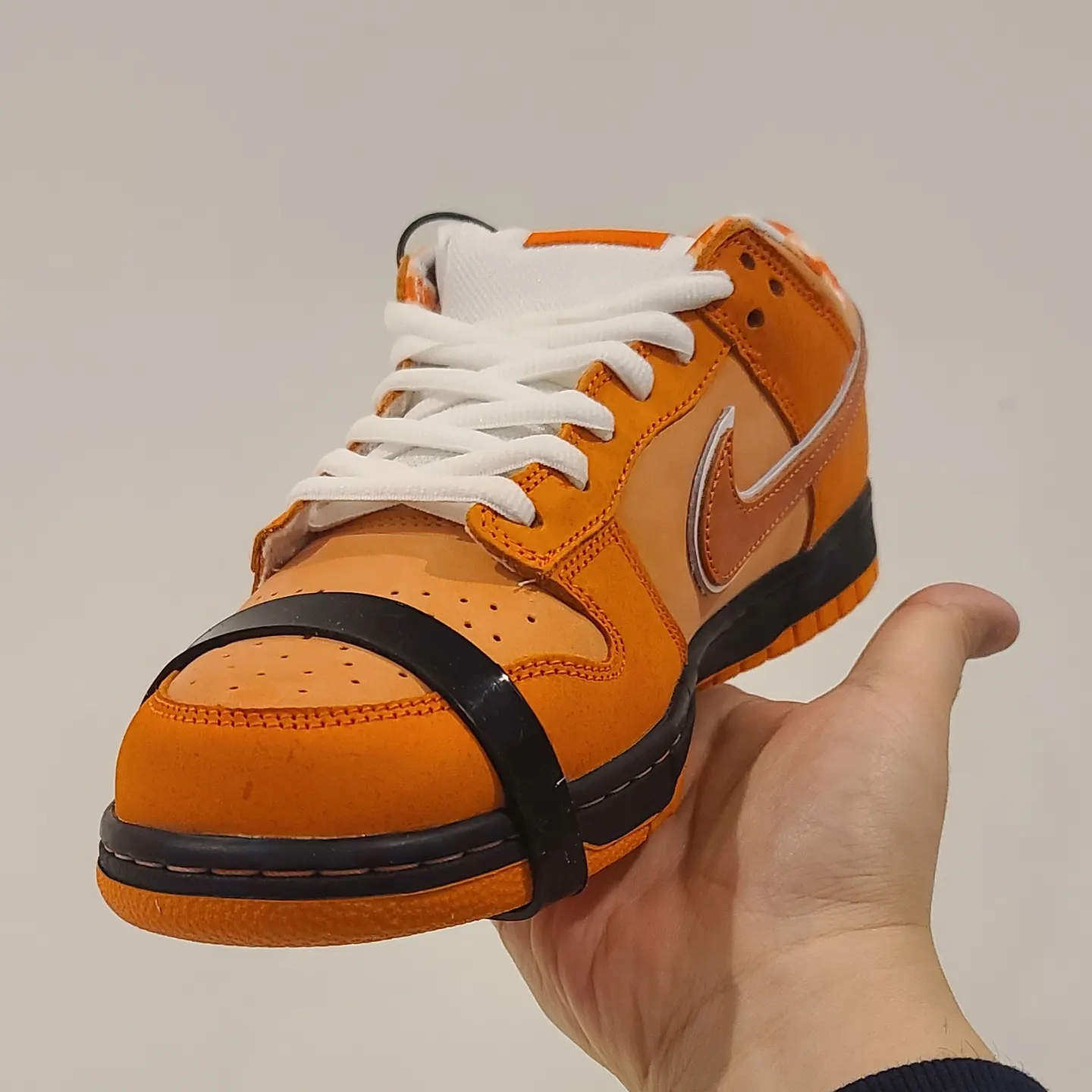 Nike x Concepts SB Dunk Low Orange Lobster (Regular Box) 착용 스타일 - 1
