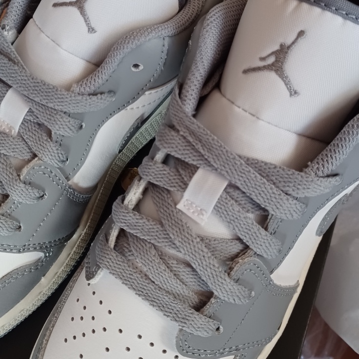 (GS) Jordan 1 Low Stealth and White 착용 스타일