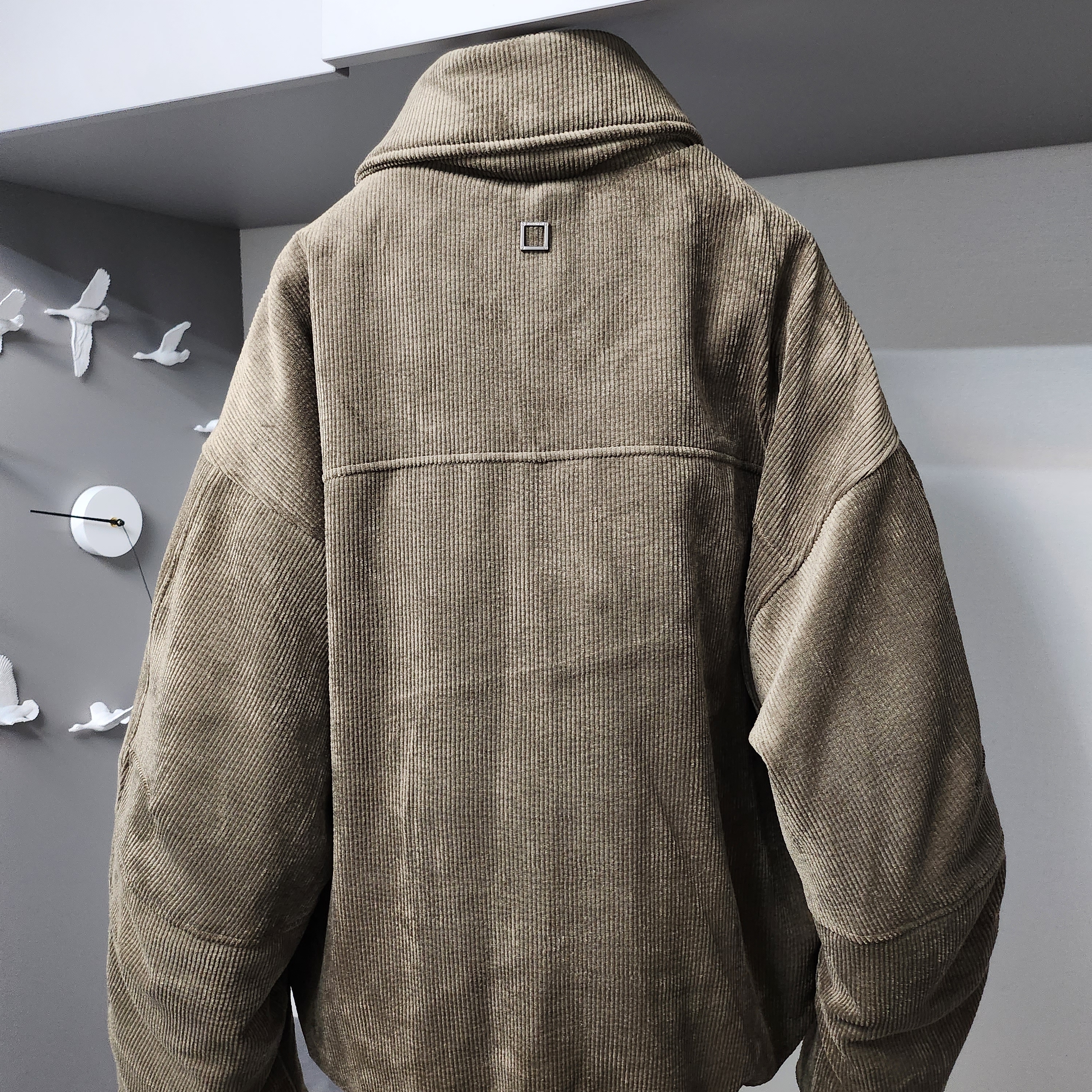 Wooyoungmi Corduroy Goose Down Jumper Khaki- 22FW 착용 스타일 - 2