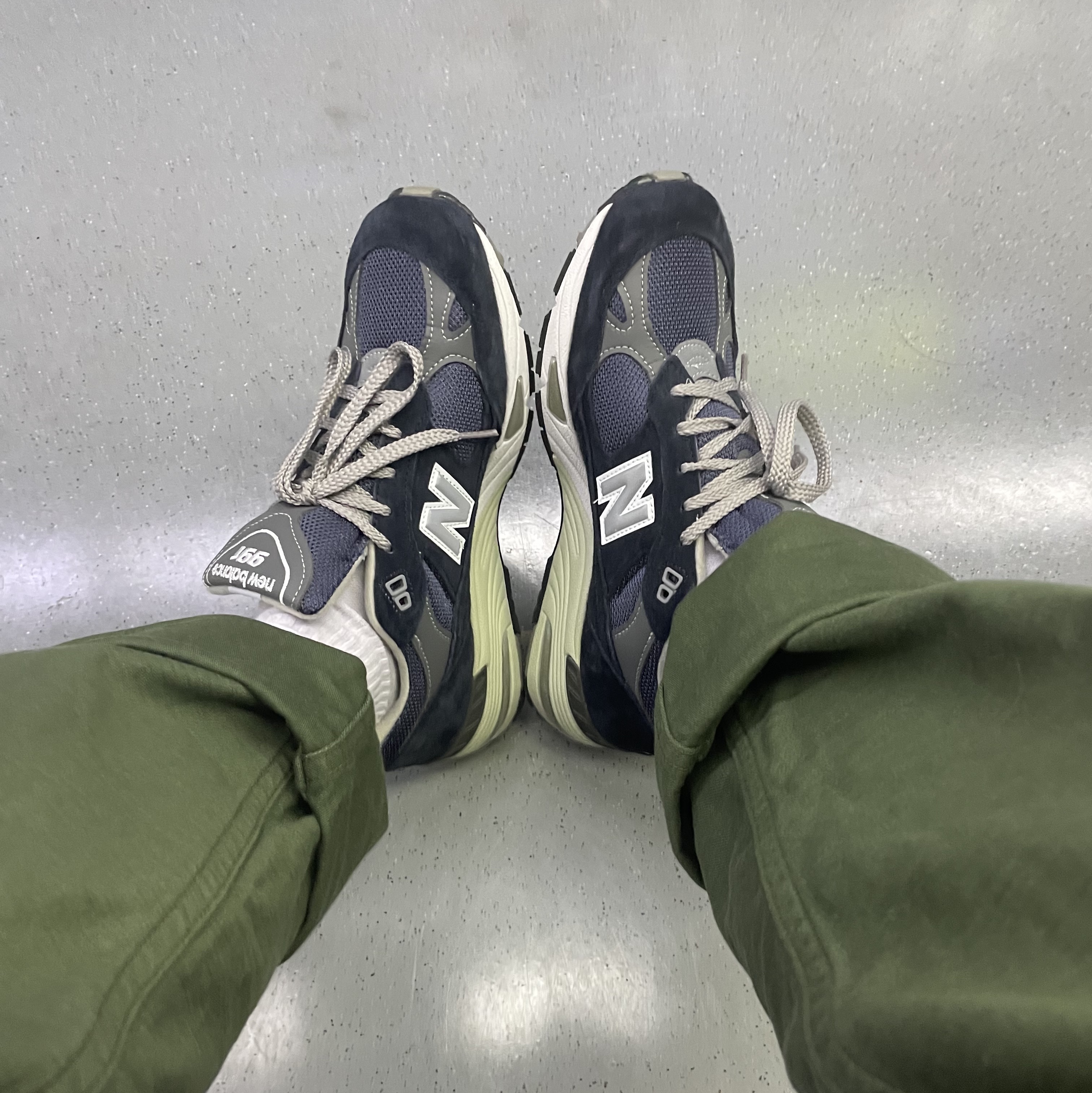 New Balance 991 Made in UK Navy 착용 스타일