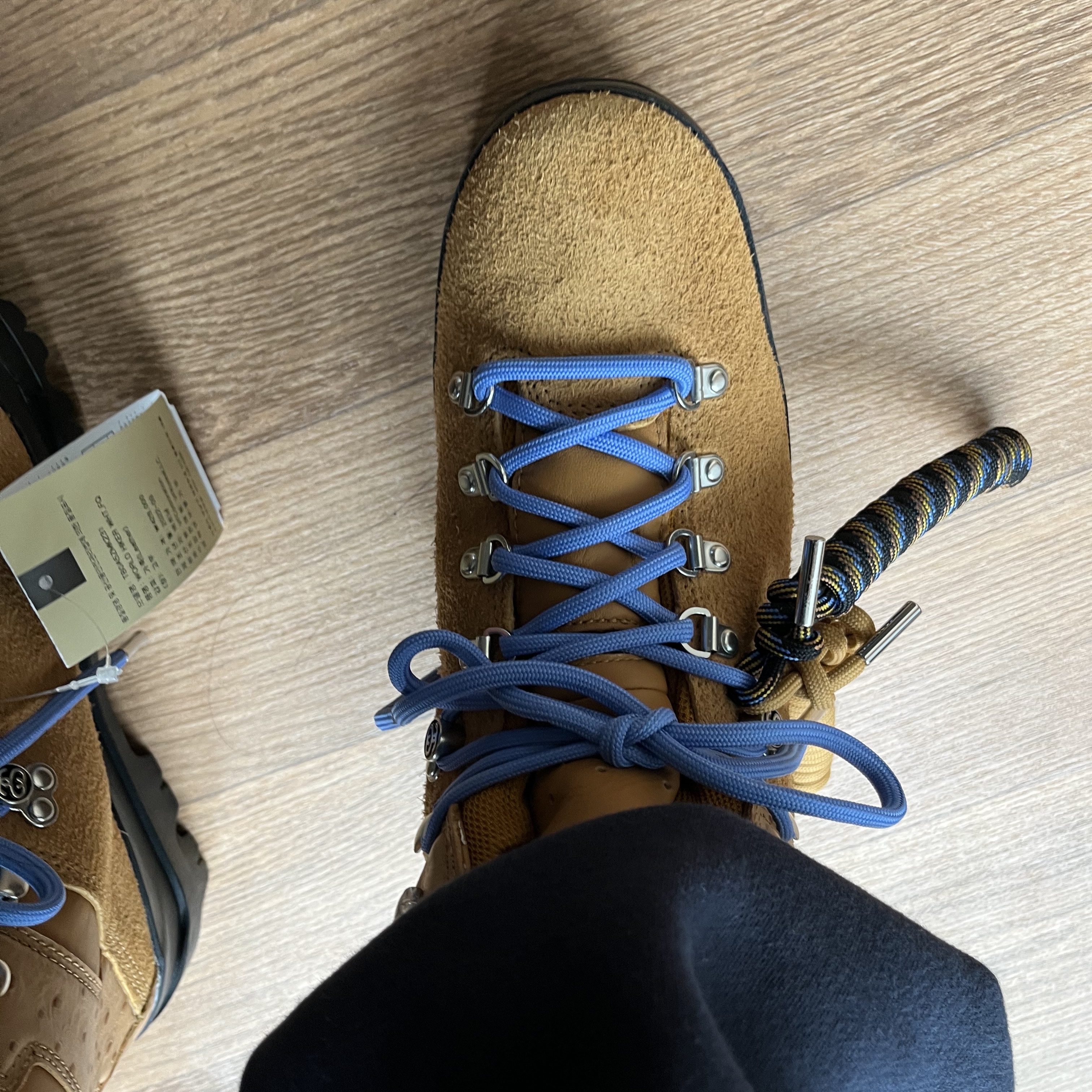 Timberland x Stussy World Hiker Boot Wheat - Medium 착용 스타일 - 1