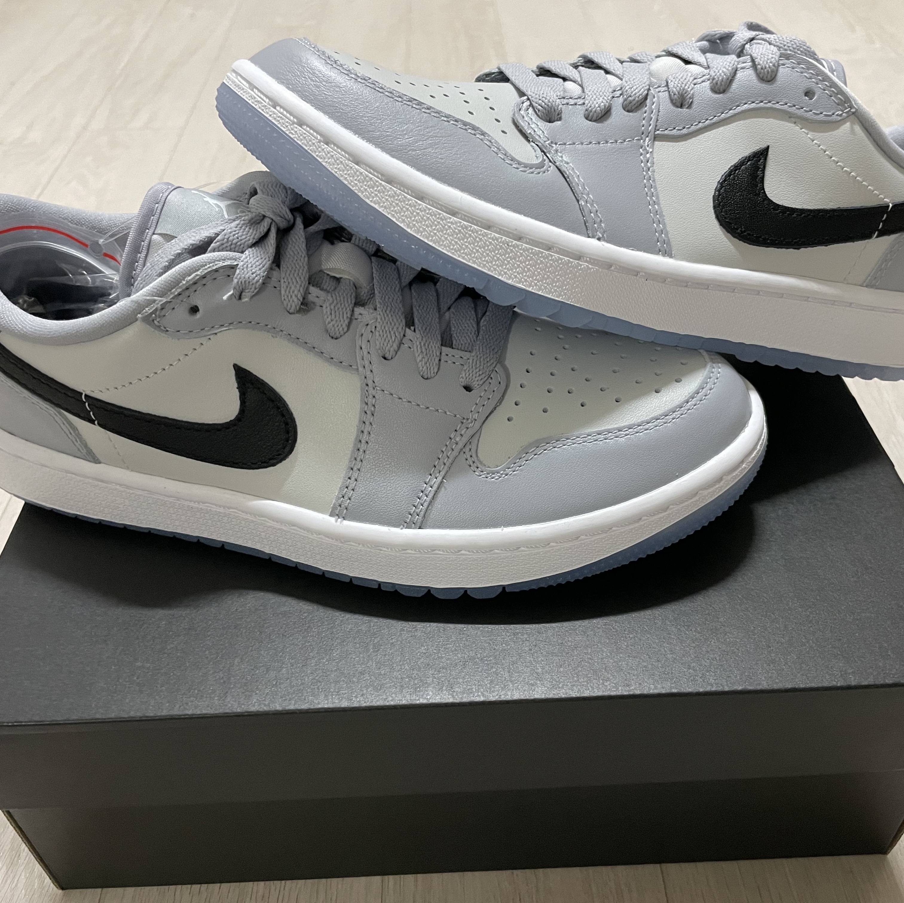 Jordan 1 Low Golf Wolf Grey 착용 스타일