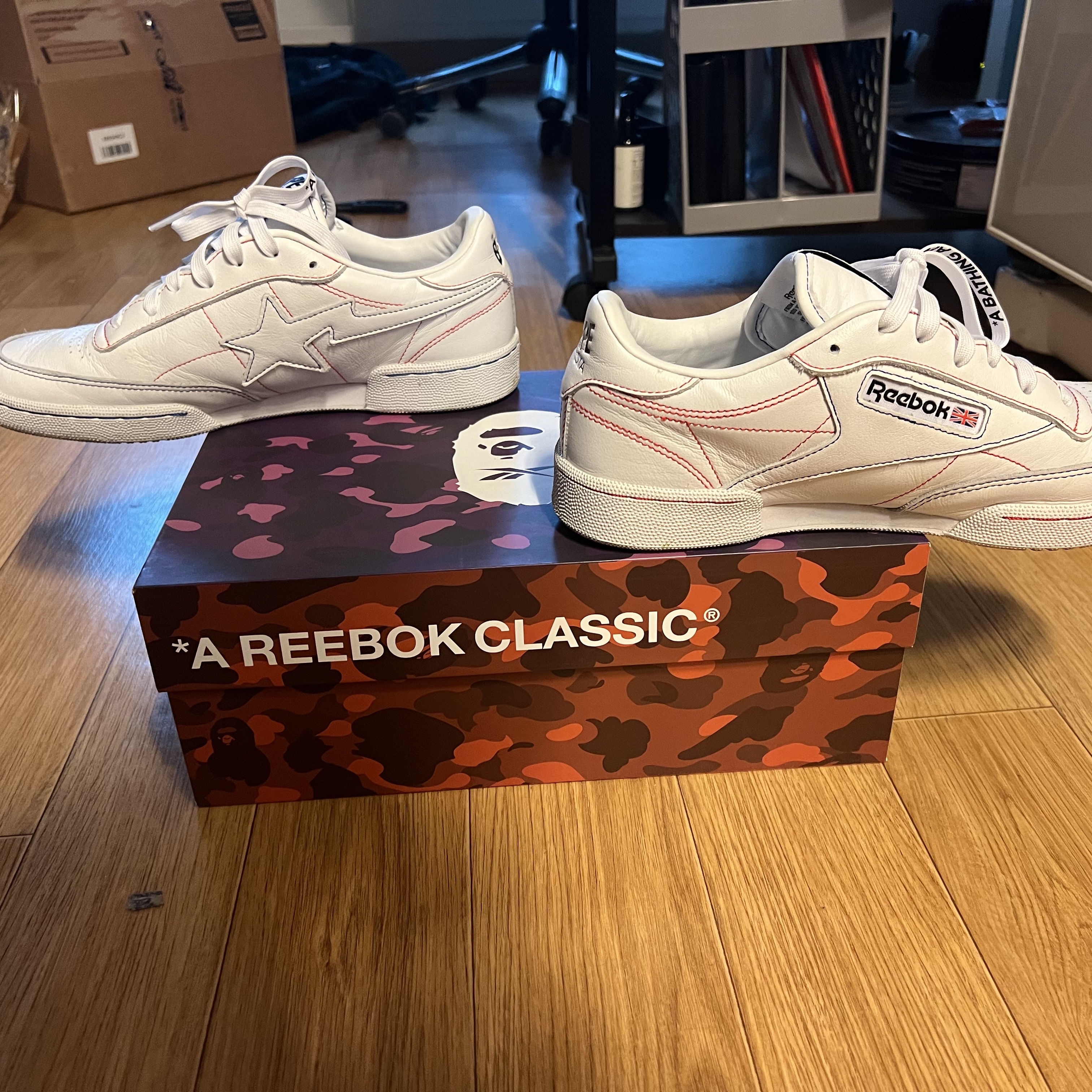 Reebok x BAPE Club C 85 White Contrast Stitch 착용 스타일 - 4