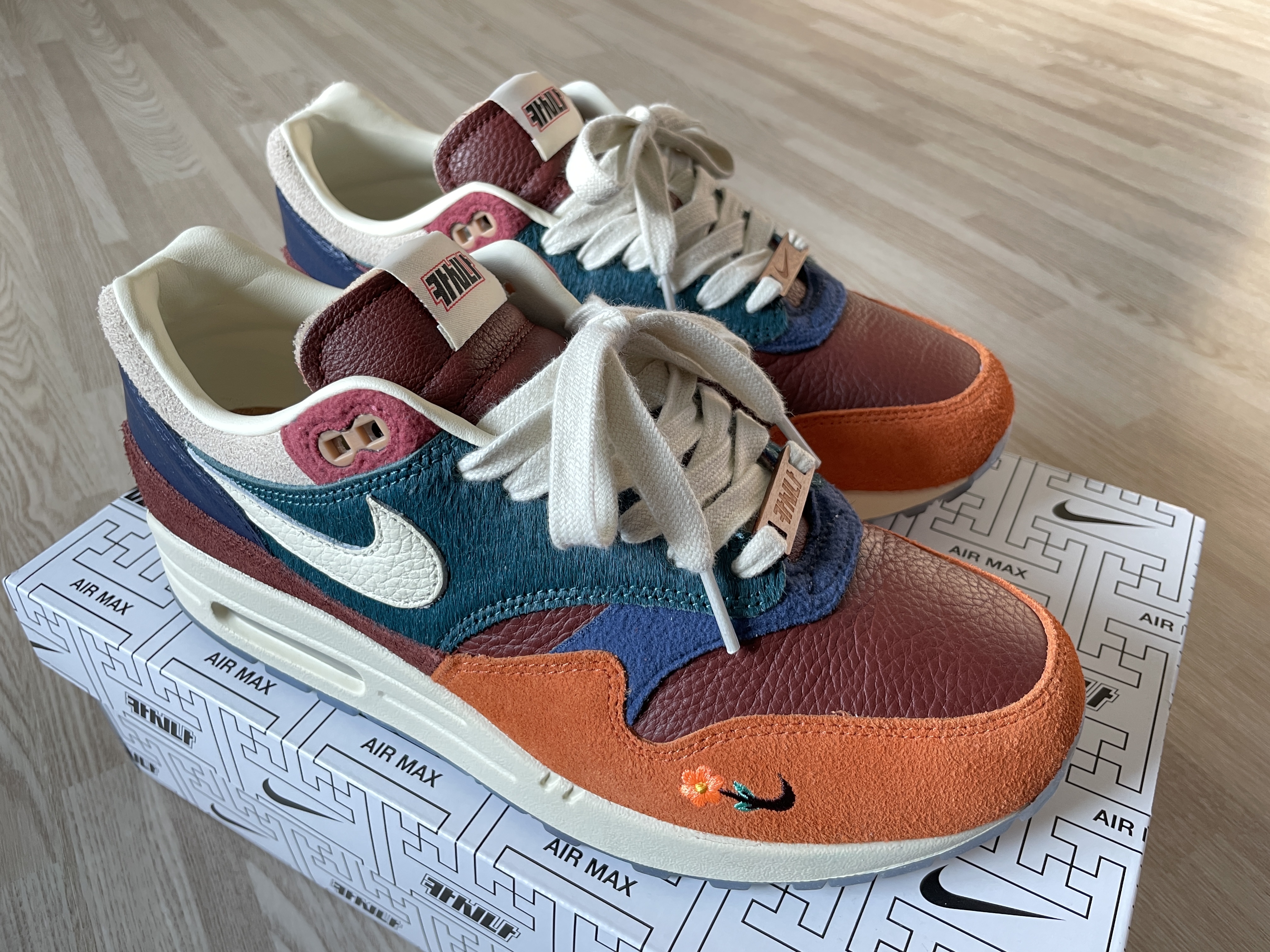 Nike x Kasina Air Max 1 SP Won-Ang Orange 착용 스타일 - 1
