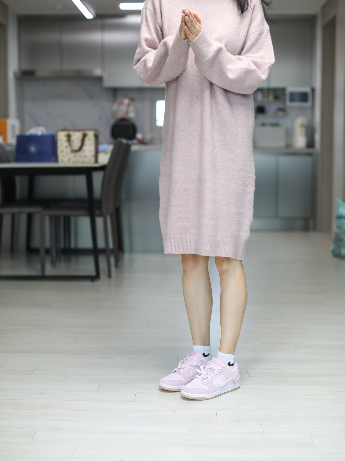(W) Nike Dunk Low SE Light Soft Pink 착용 스타일