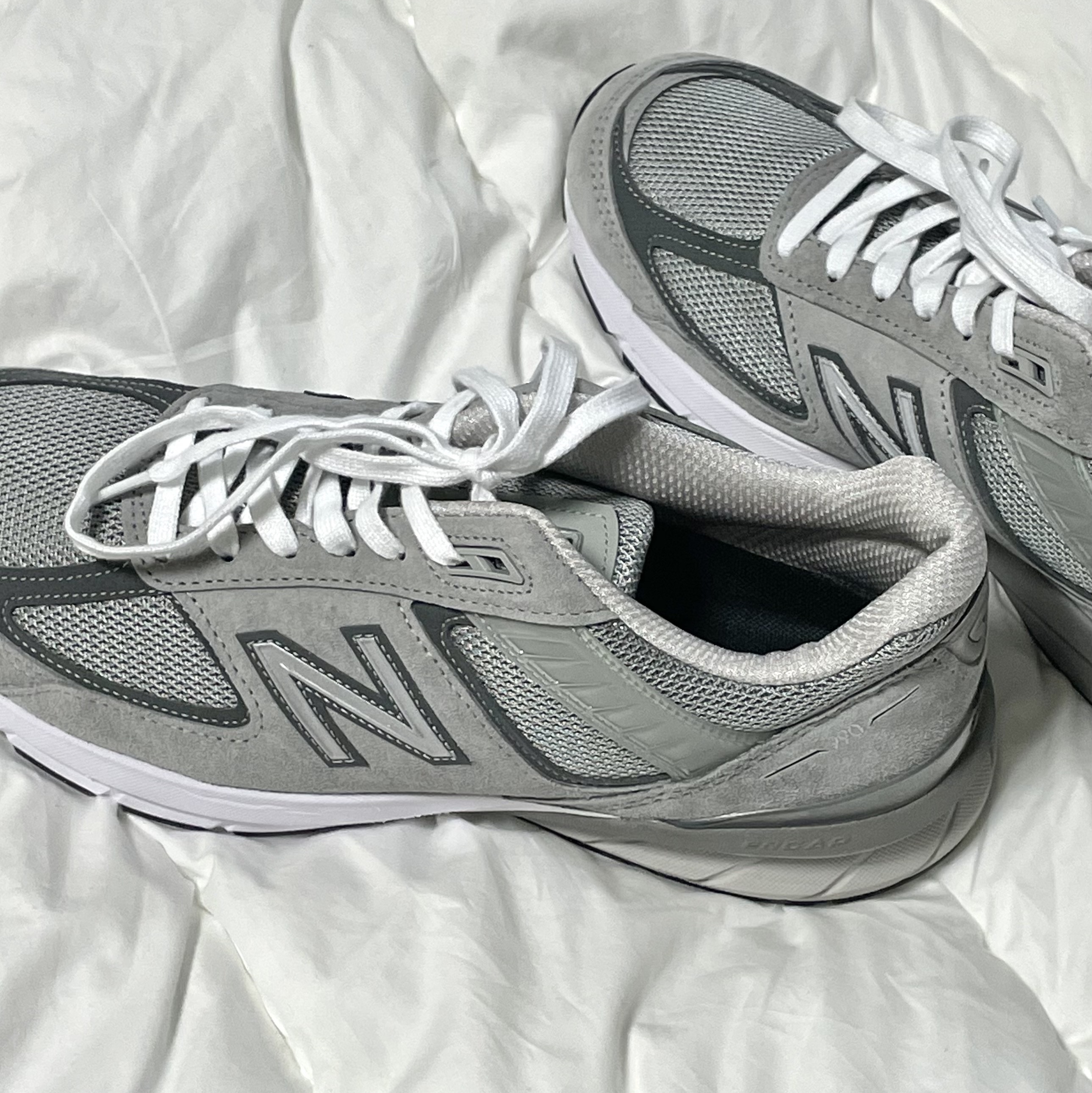 New Balance 990v5 Made in USA Grey - D Standard 착용 스타일