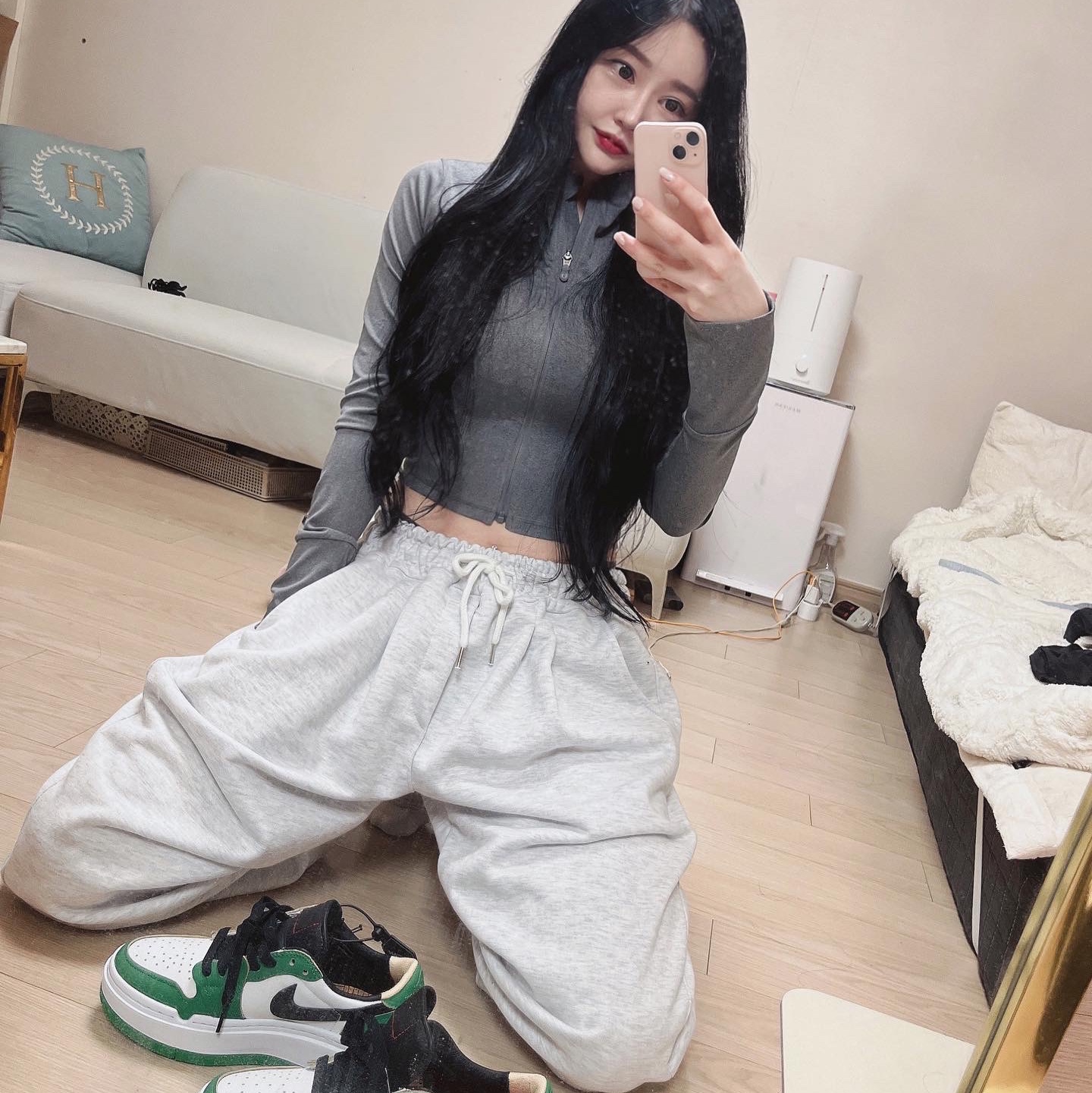 (W) Jordan 1 Elevate Low SE Lucky Green 착용 스타일 - 2