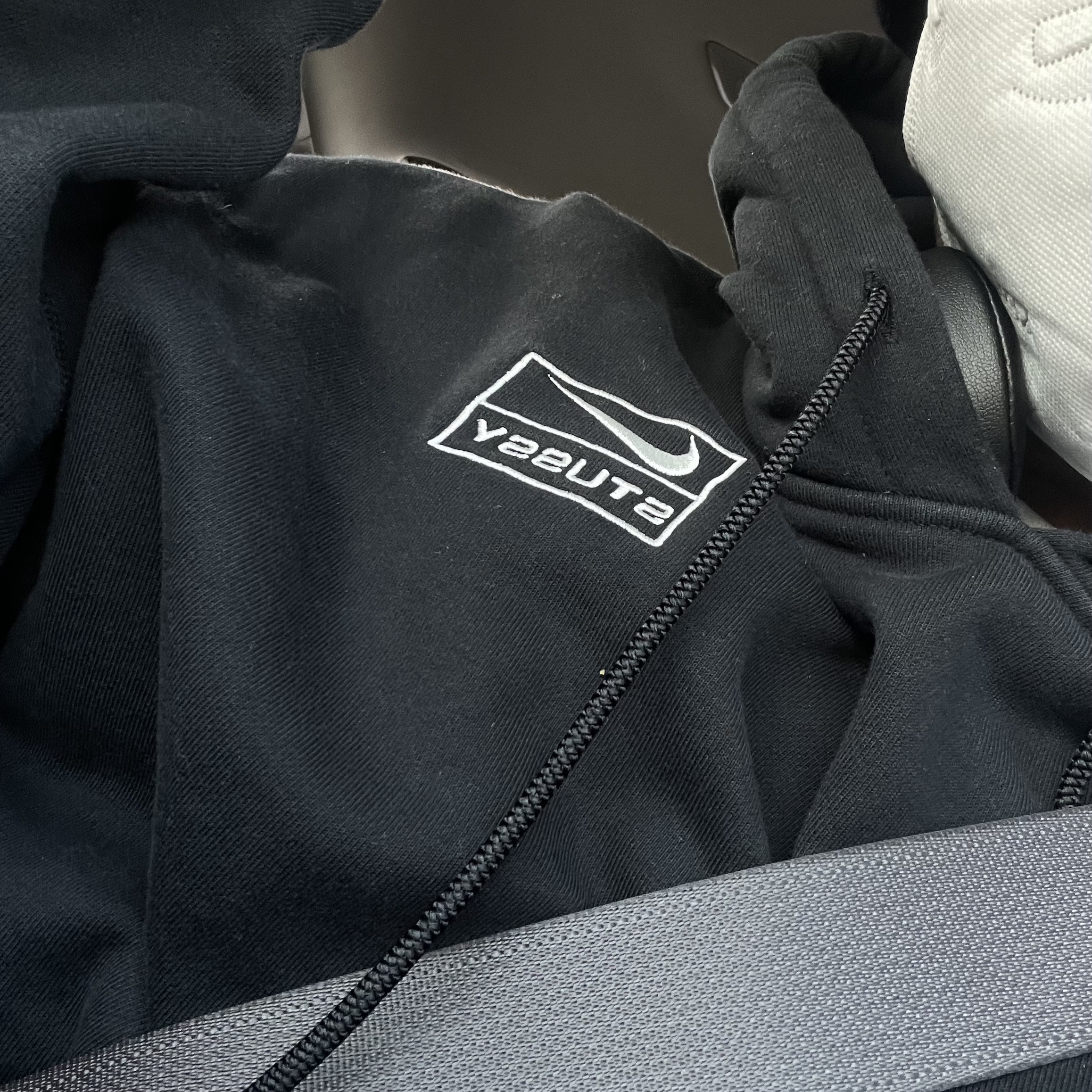 Nike x Stussy NRG RA Washed Pullover Hoodie Black (DN4028-010) 착용 스타일