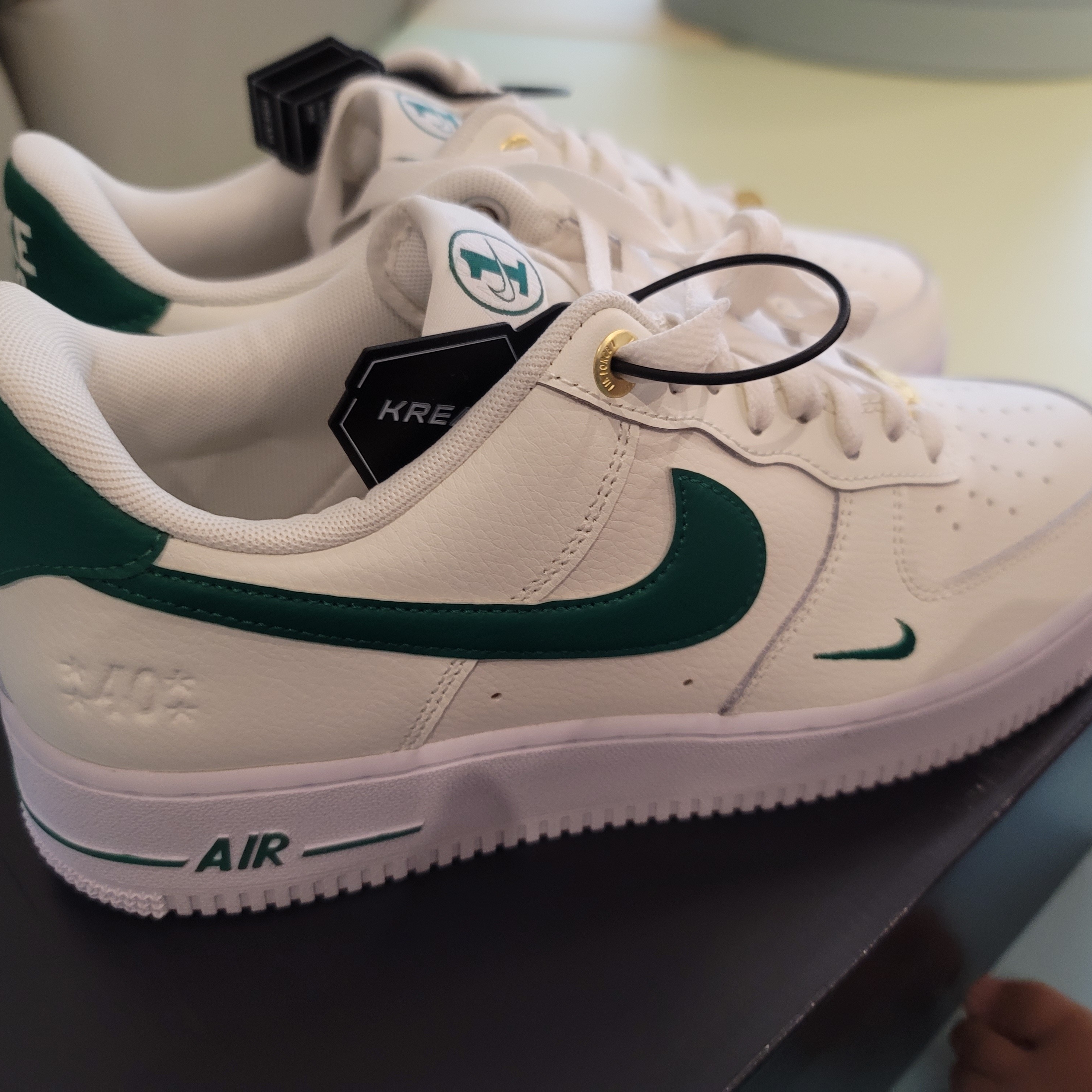Nike Air Force 1 '07 LV8 40th Anniversary Join Forces Sail Malachite 착용 스타일
