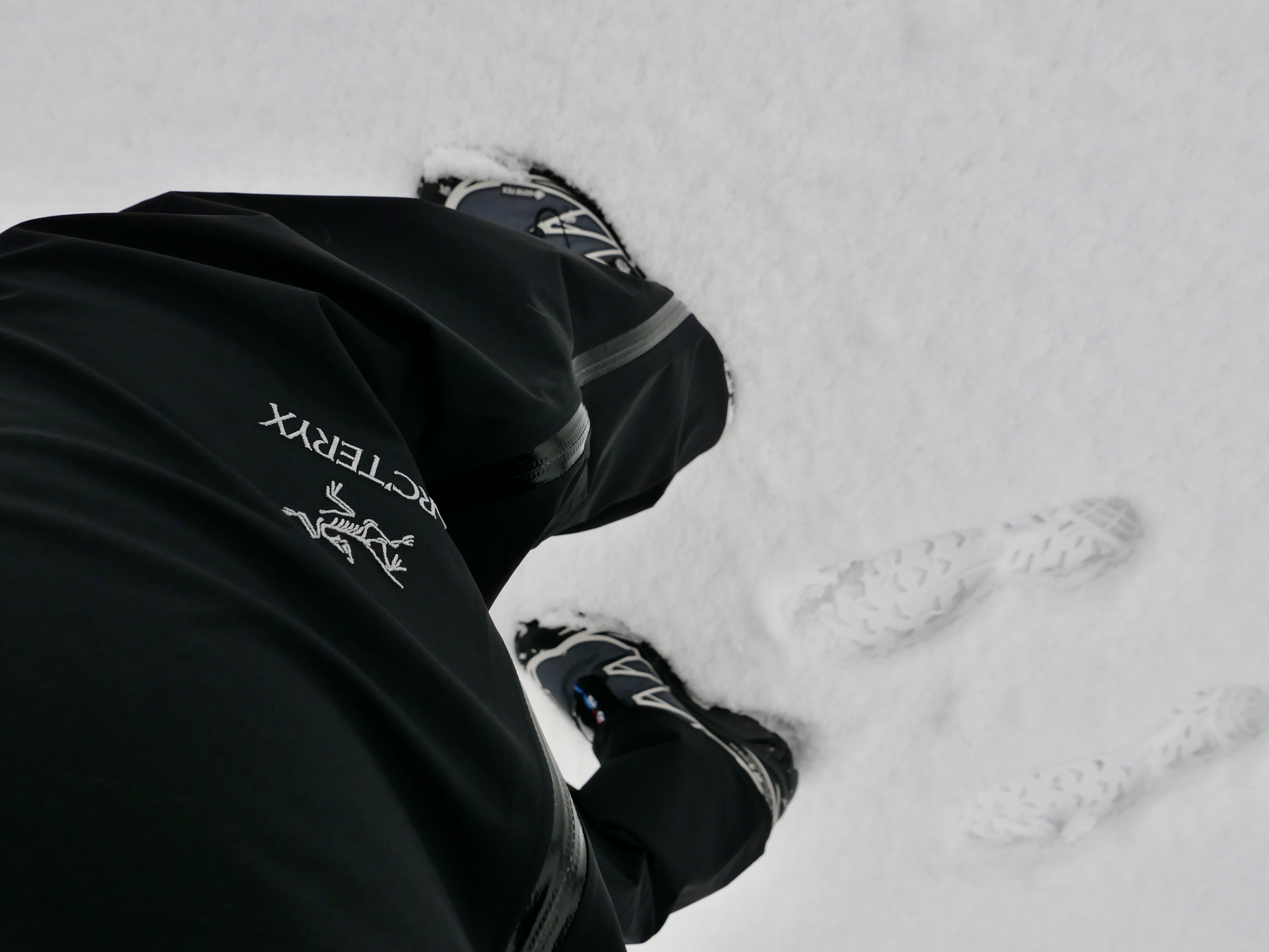 Salomon XT-6 Gore-Tex Black Ebony 착용 스타일