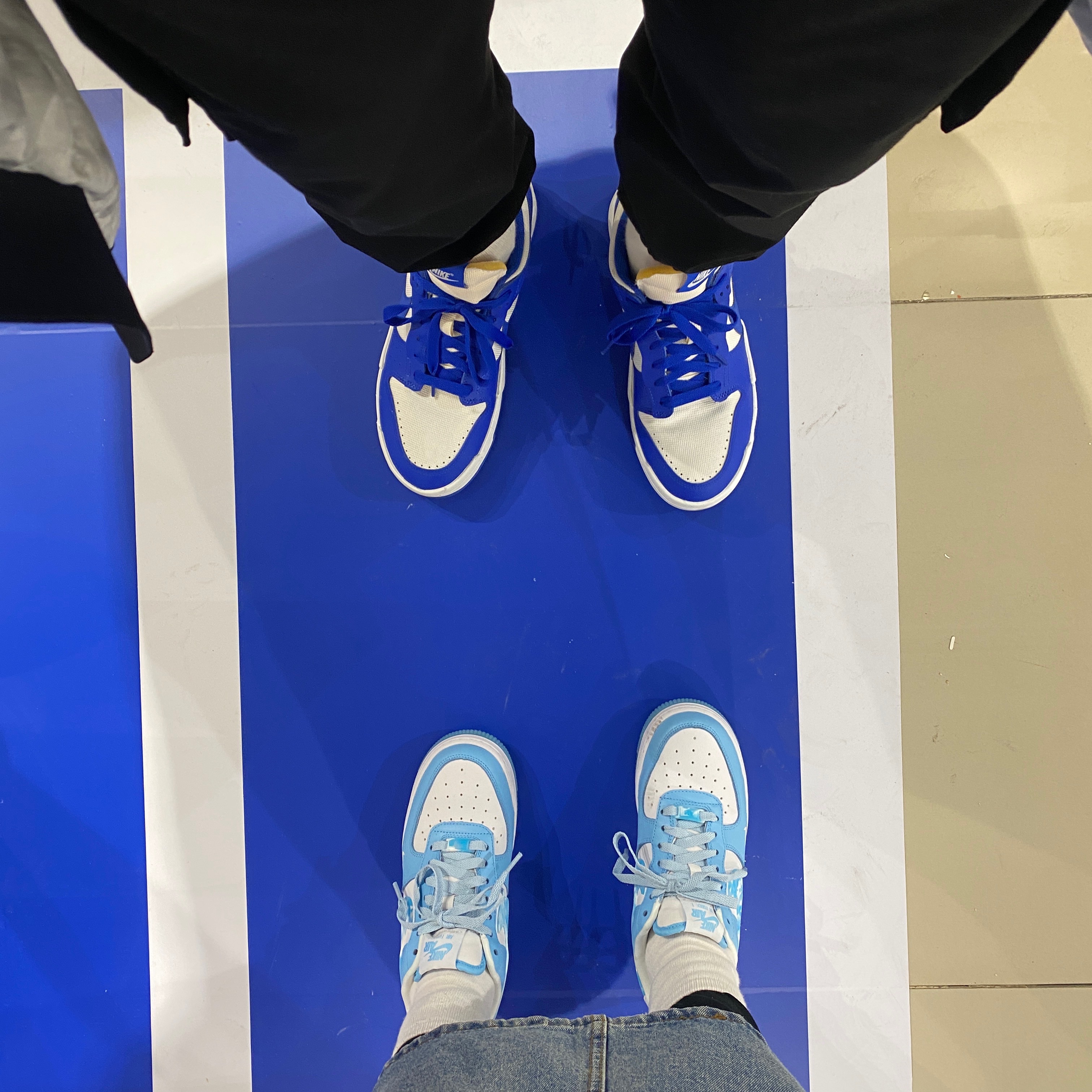 (W) Nike Air Force 1 '07 LX Celestine Blue, (W) Nike Dunk Low Disrupt Game Royal 착용 스타일 - 2