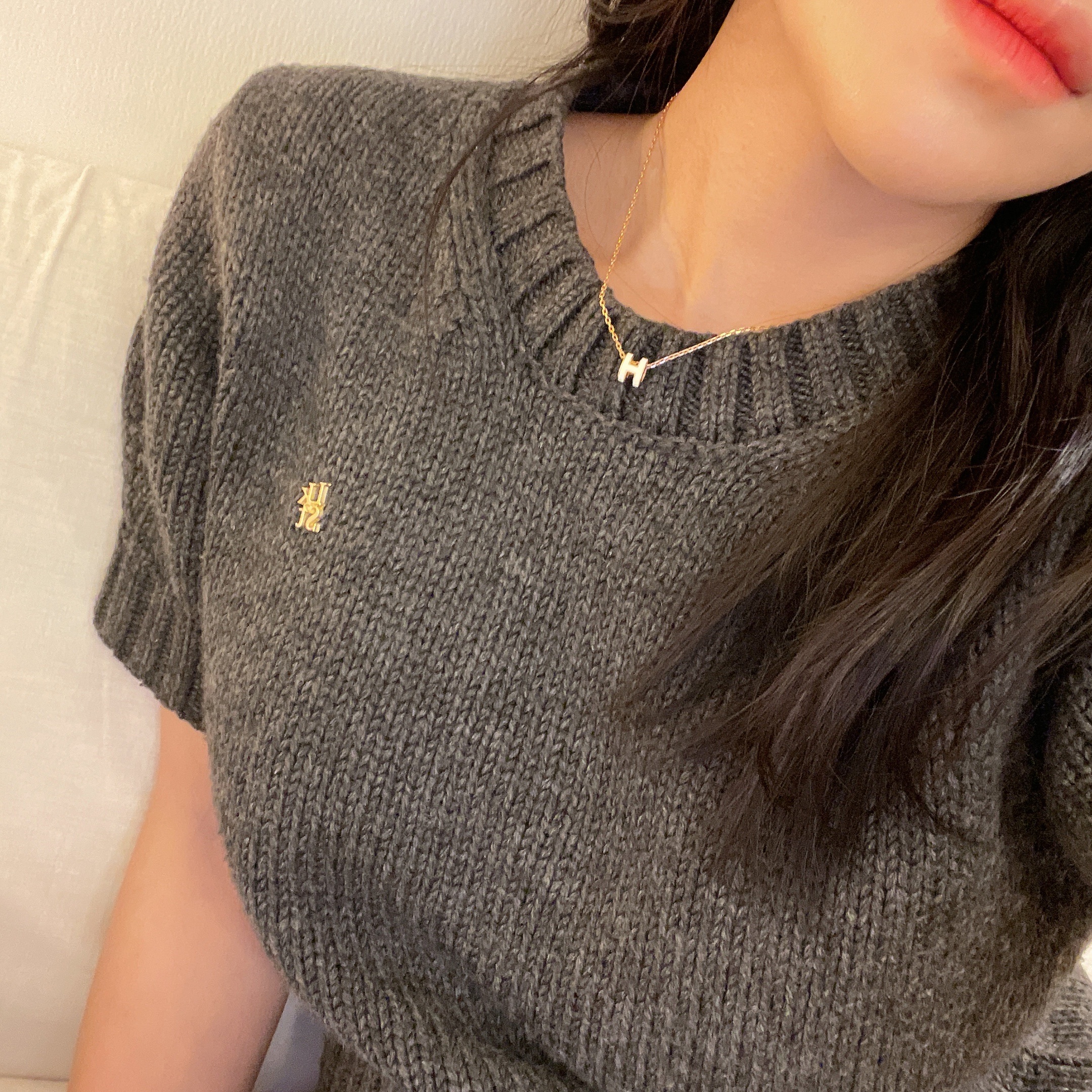 (W) Hermes Mini Pop H Pendant Rose Gold & Blanc 착용 스타일