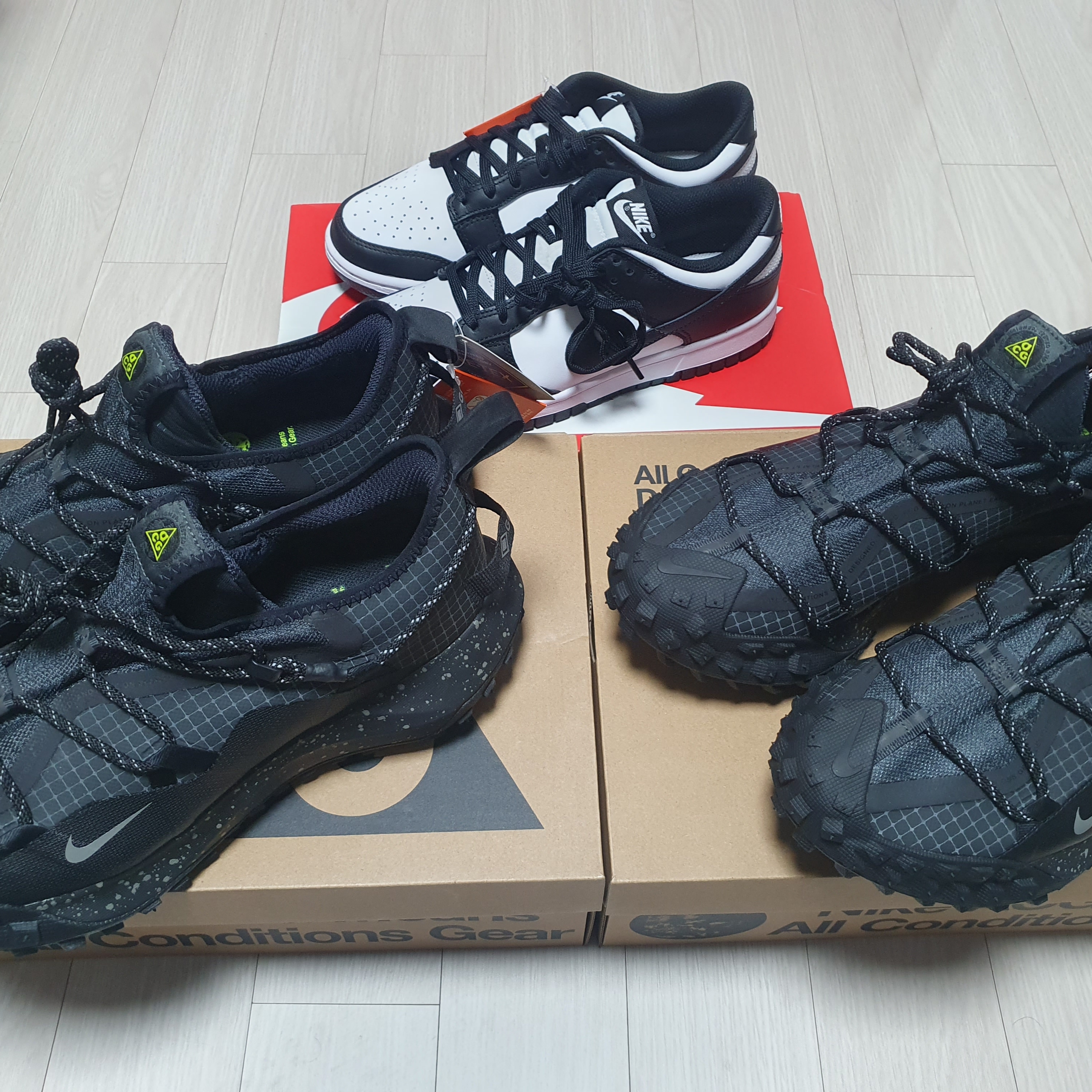 Nike ACG Mountain Fly Low Gore-Tex SE Dark Smoke Grey 착용 스타일 - 2