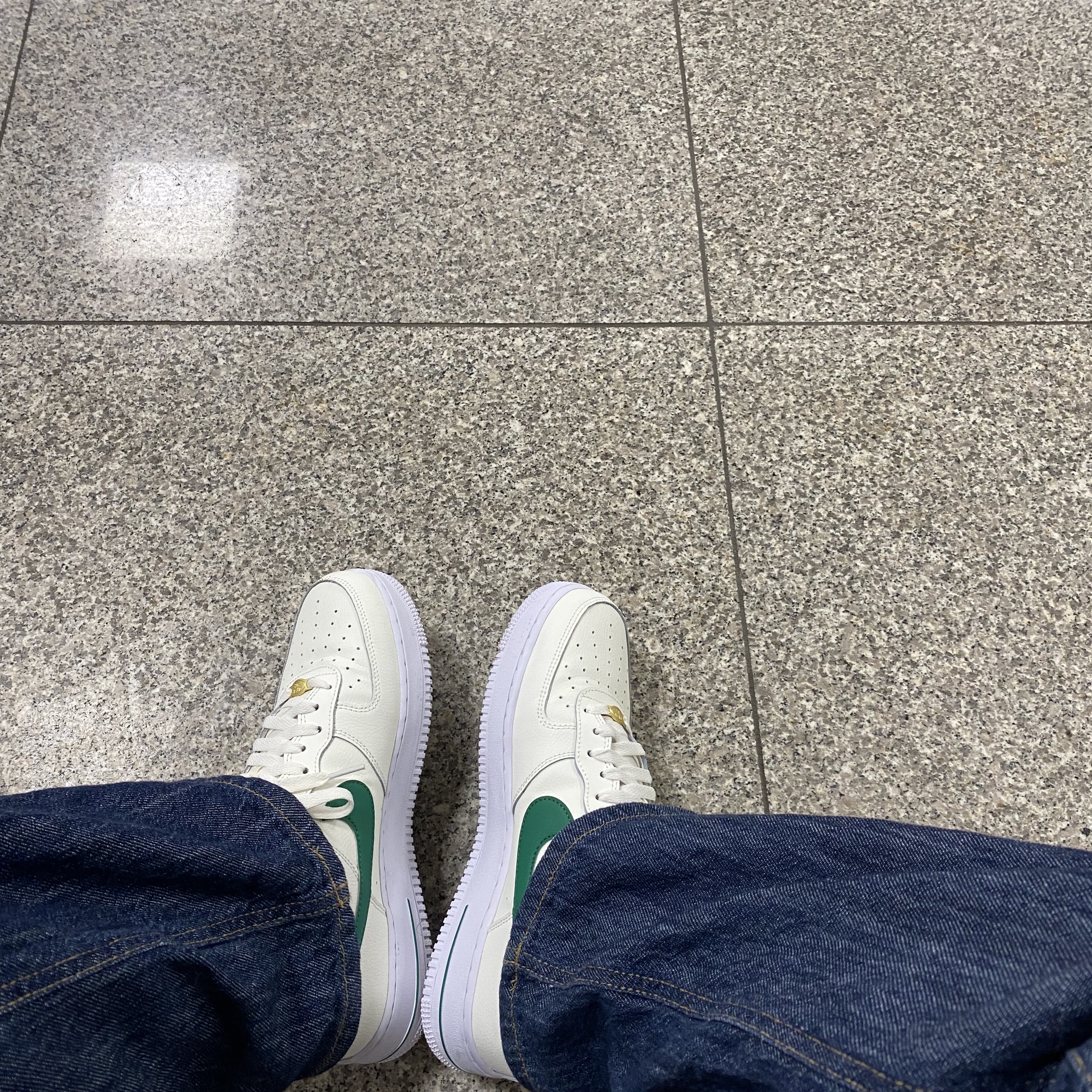 Nike Air Force 1 '07 LV8 40th Anniversary Join Forces Sail Malachite 착용 스타일