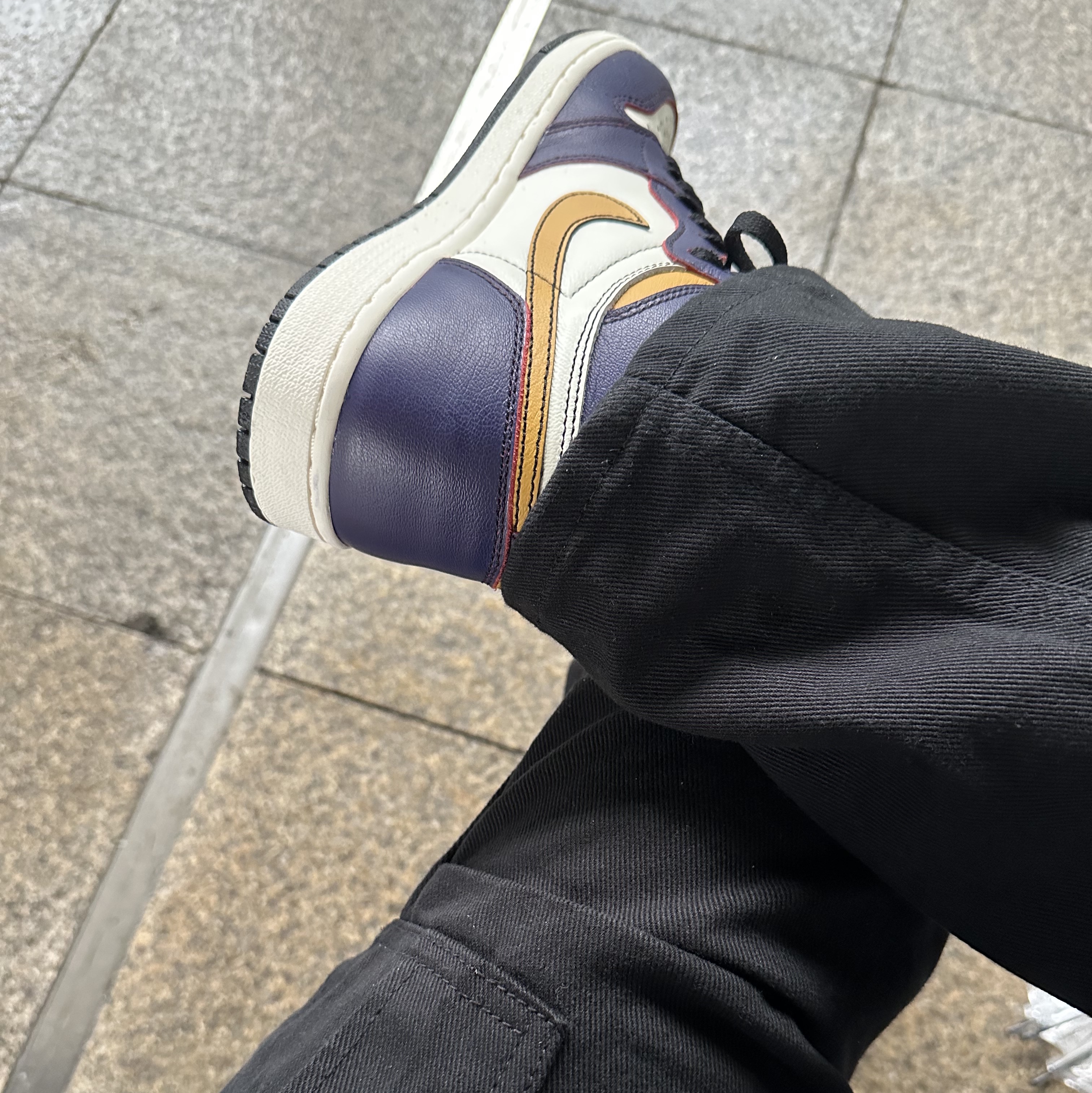 Jordan 1 Retro High OG Defiant SB LA to Chicago 착용 스타일 - 4