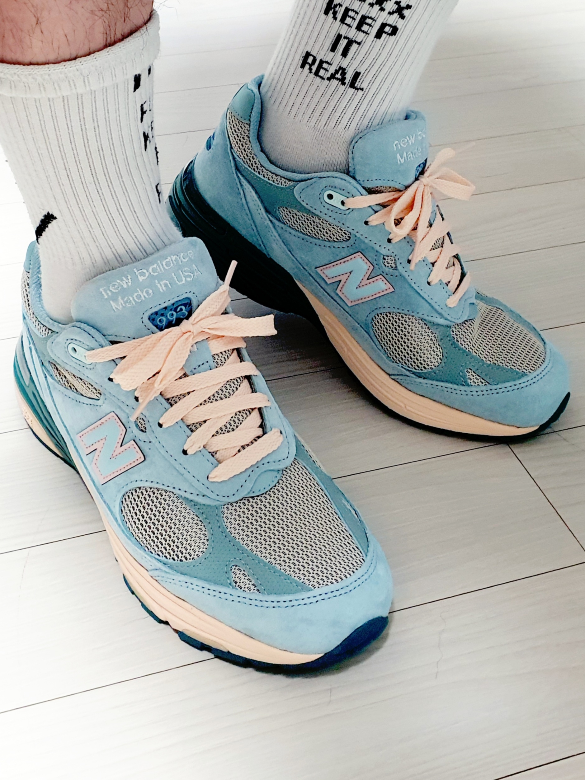 New Balance x Joe Freshgoods 993 Made in USA Arctic Blue 착용 스타일 - 2
