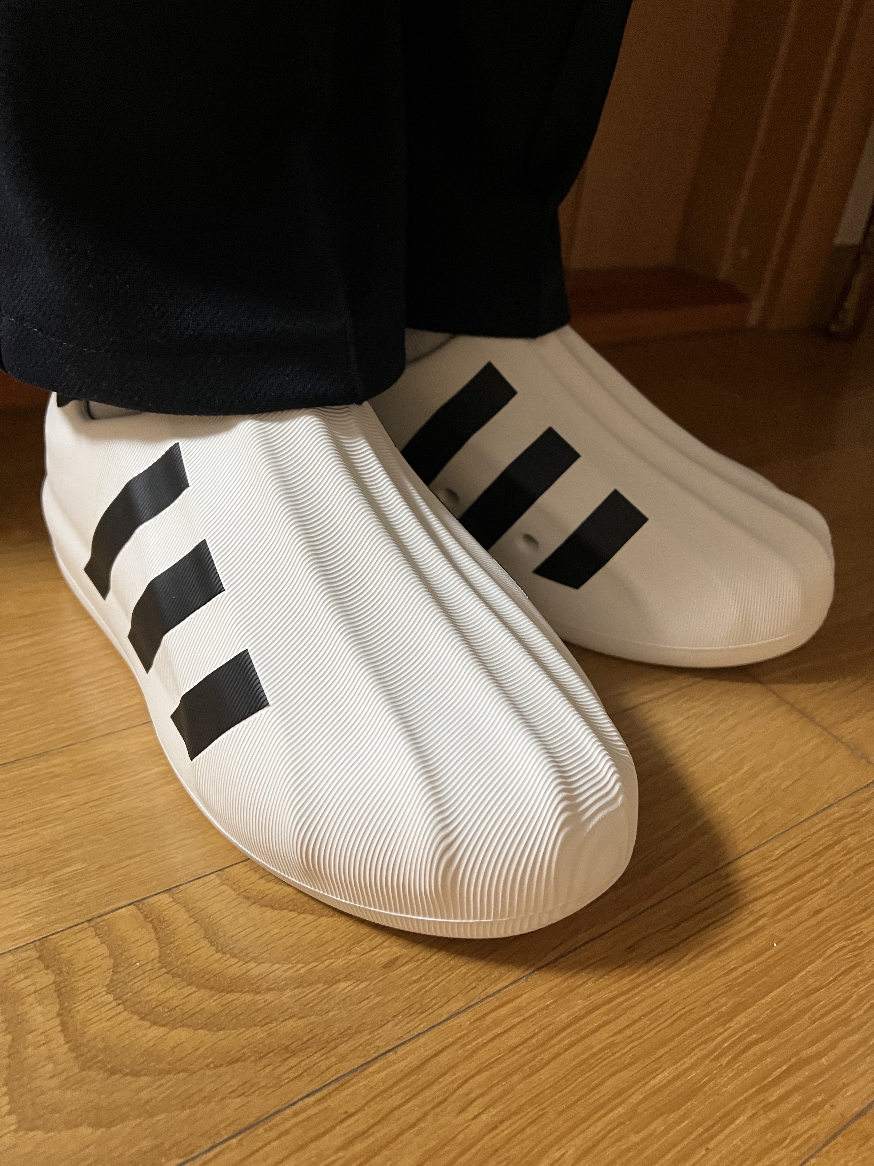 Adidas Adifom Superstar Core White 착용 스타일 - 1