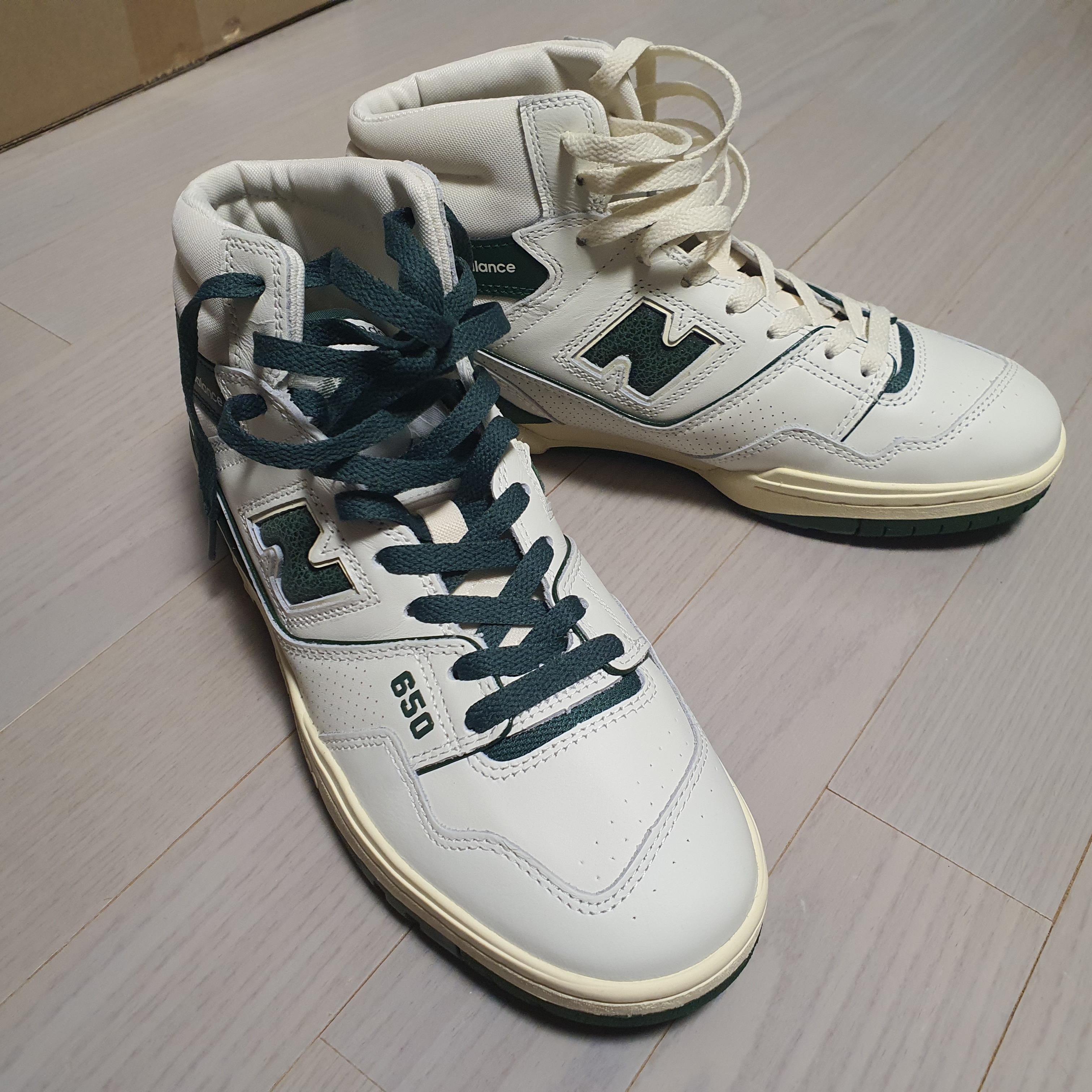 New Balance x Aime Leon Dore 650R White Green 착용 스타일