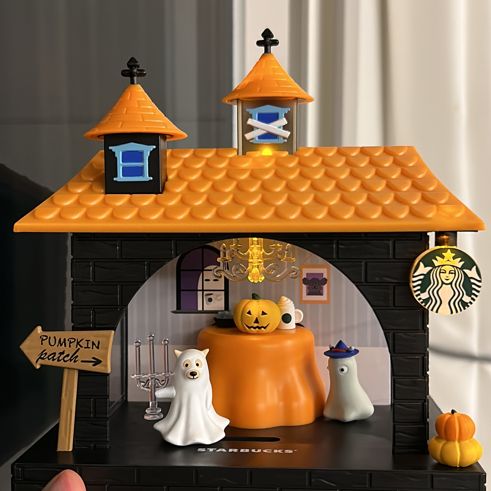 Starbucks 22 Halloween Village LED Orgel 착용 스타일 - 1
