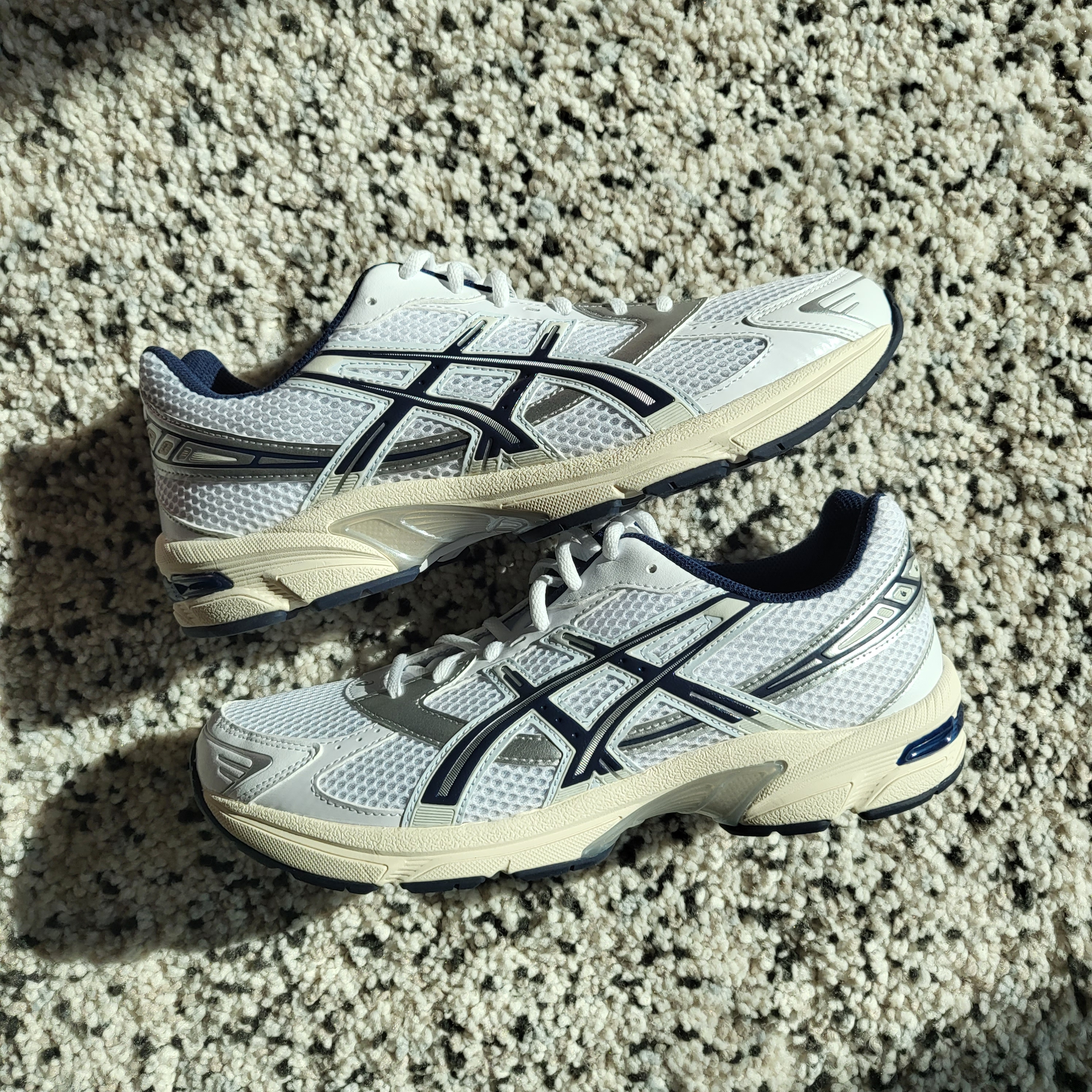 (W) Asics Gel-1130 White Midnight 착용 스타일