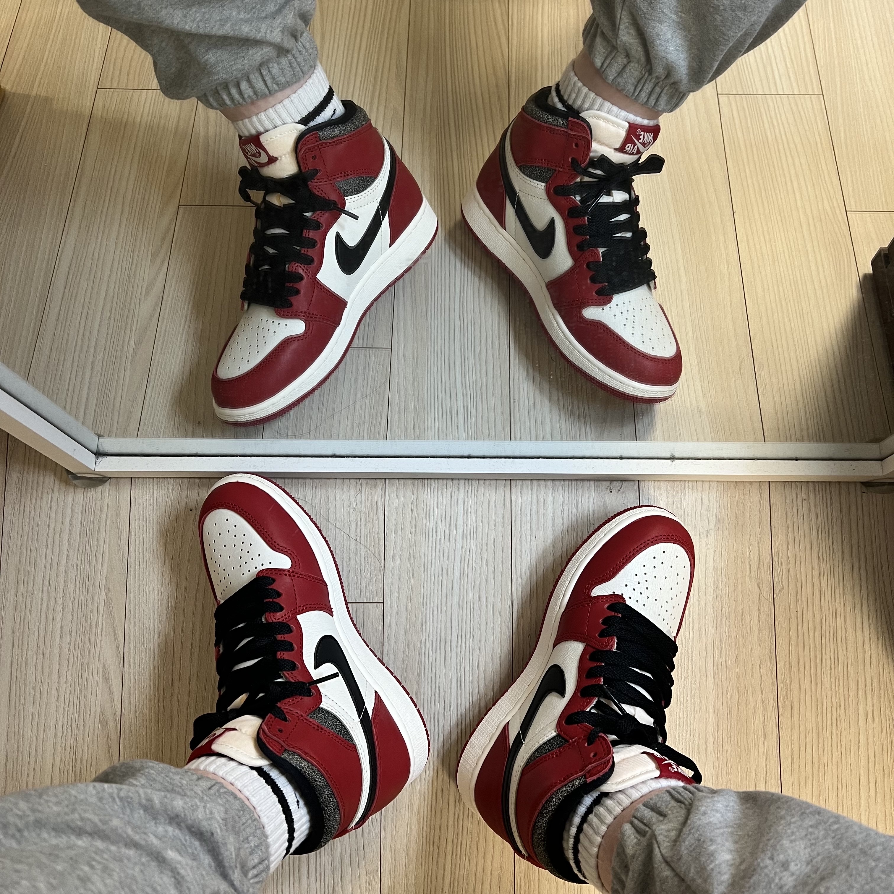 (GS) Jordan 1 Retro High OG Chicago 2022 착용 스타일 - 3