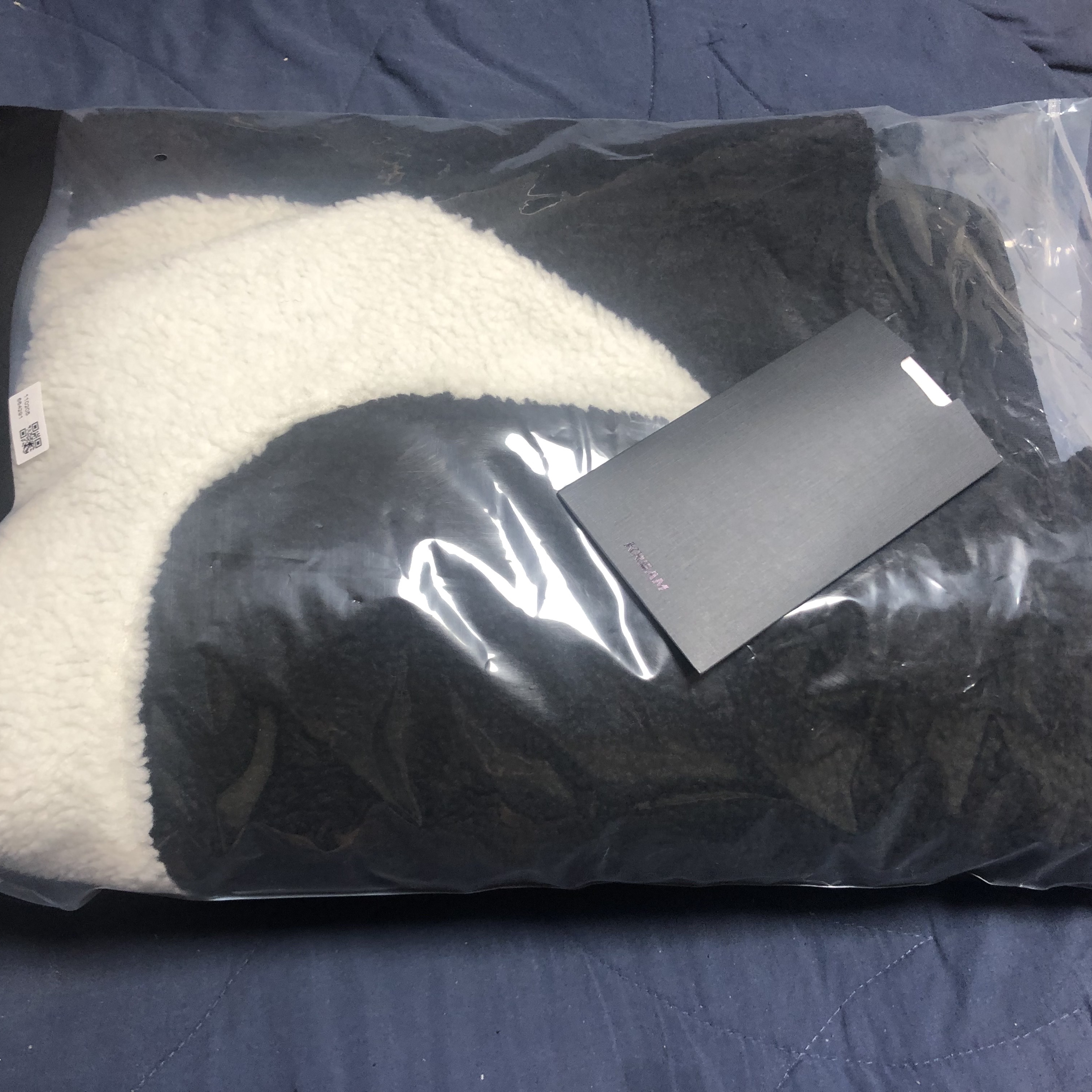 Nike Big Swoosh Full Zip Jacket Black Sail 착용 스타일