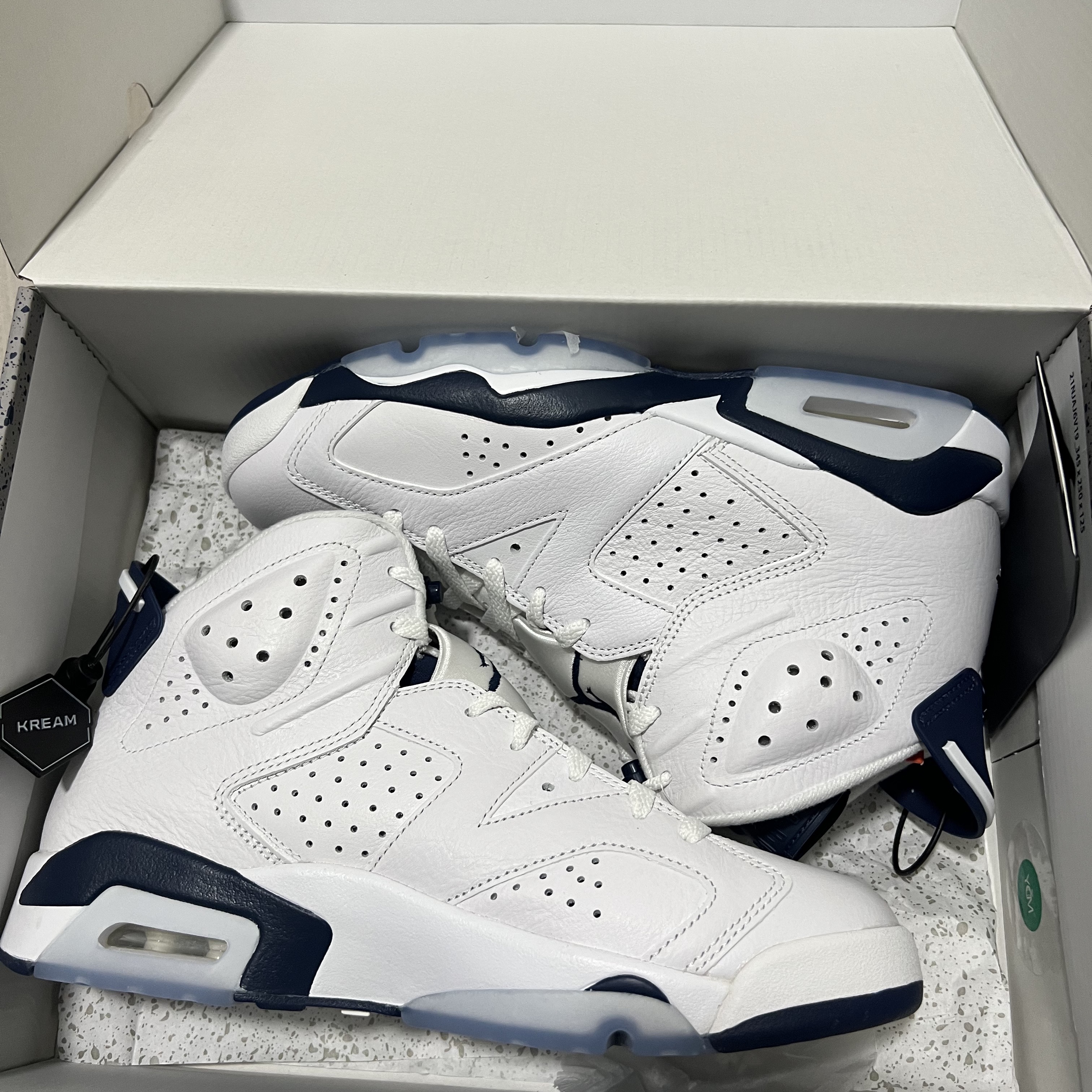 Jordan 6 Retro Midnight Navy 착용 스타일 - 2