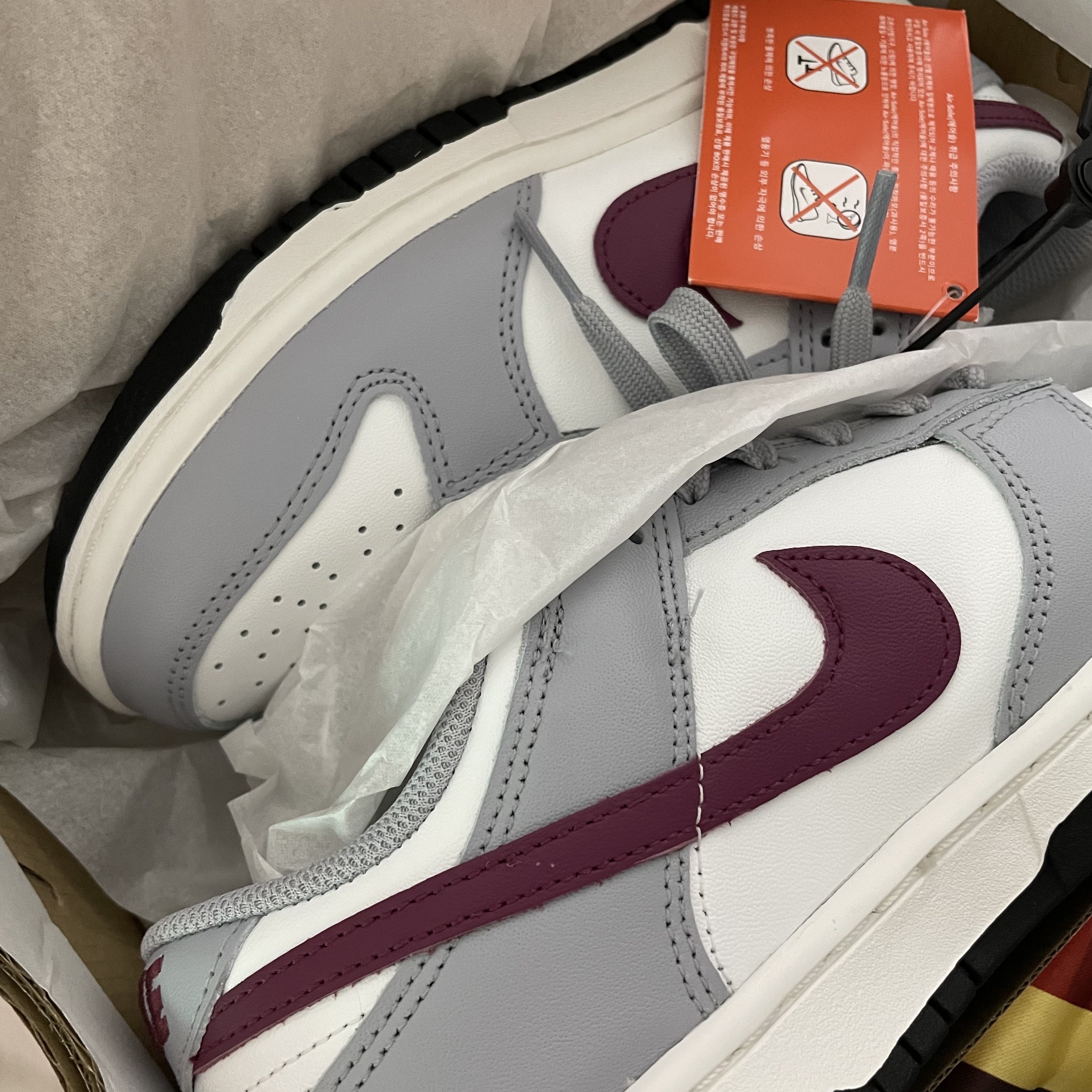 (W) Nike Dunk Low Wolf Grey Rosewood 착용 스타일