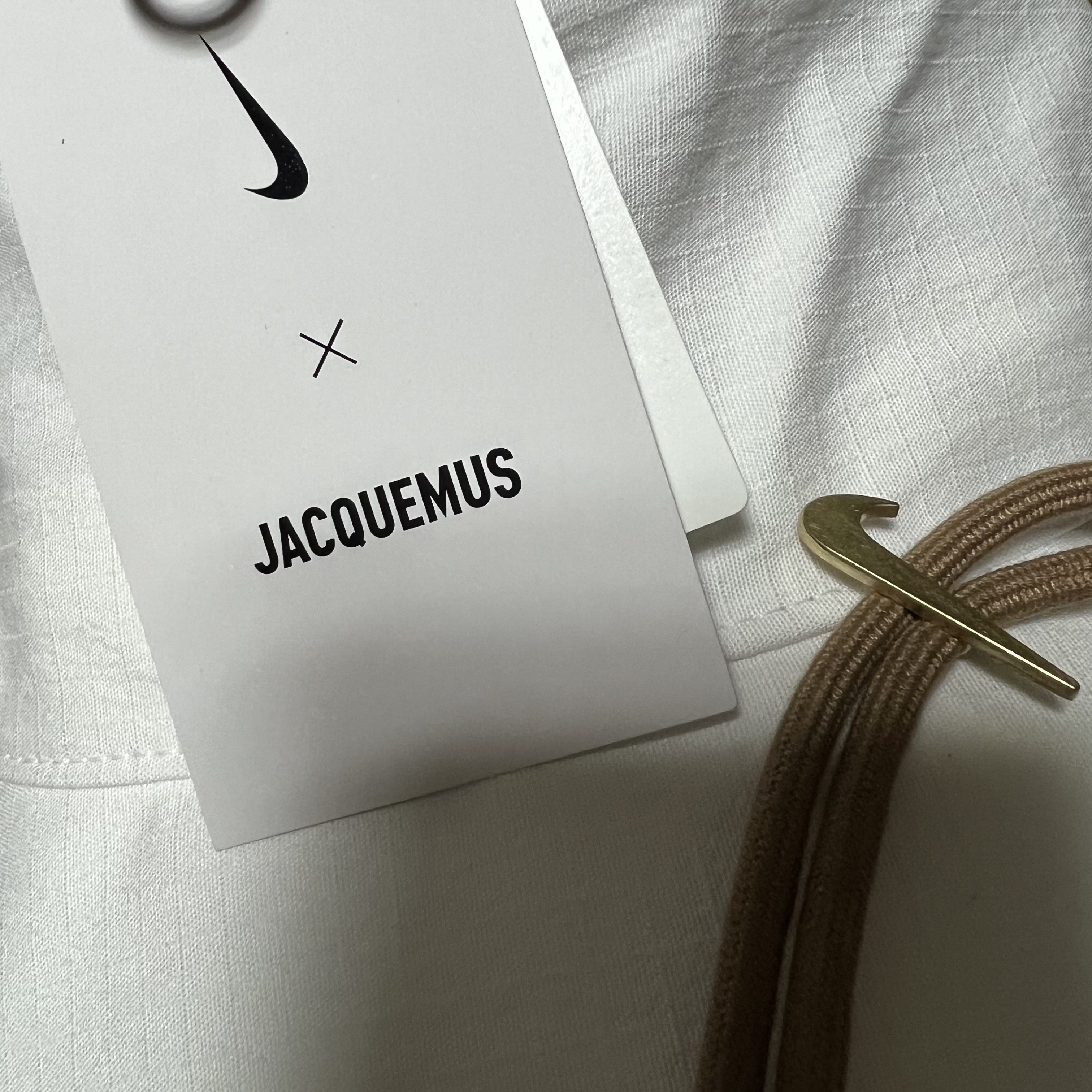 Nike x Jacquemus Bucket Hat White 착용 스타일