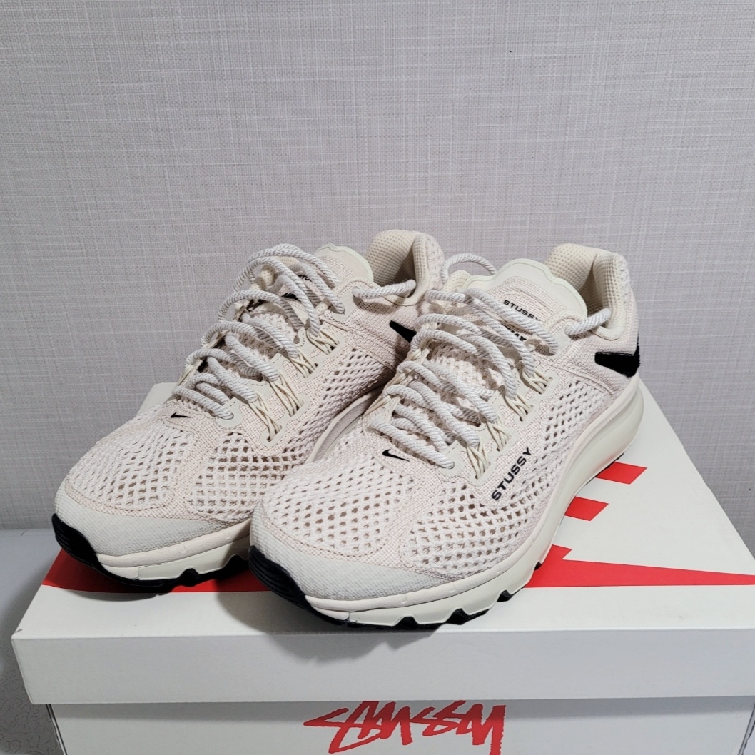 Nike x Stussy Air Max 2013 Fossil 착용 스타일 - 2