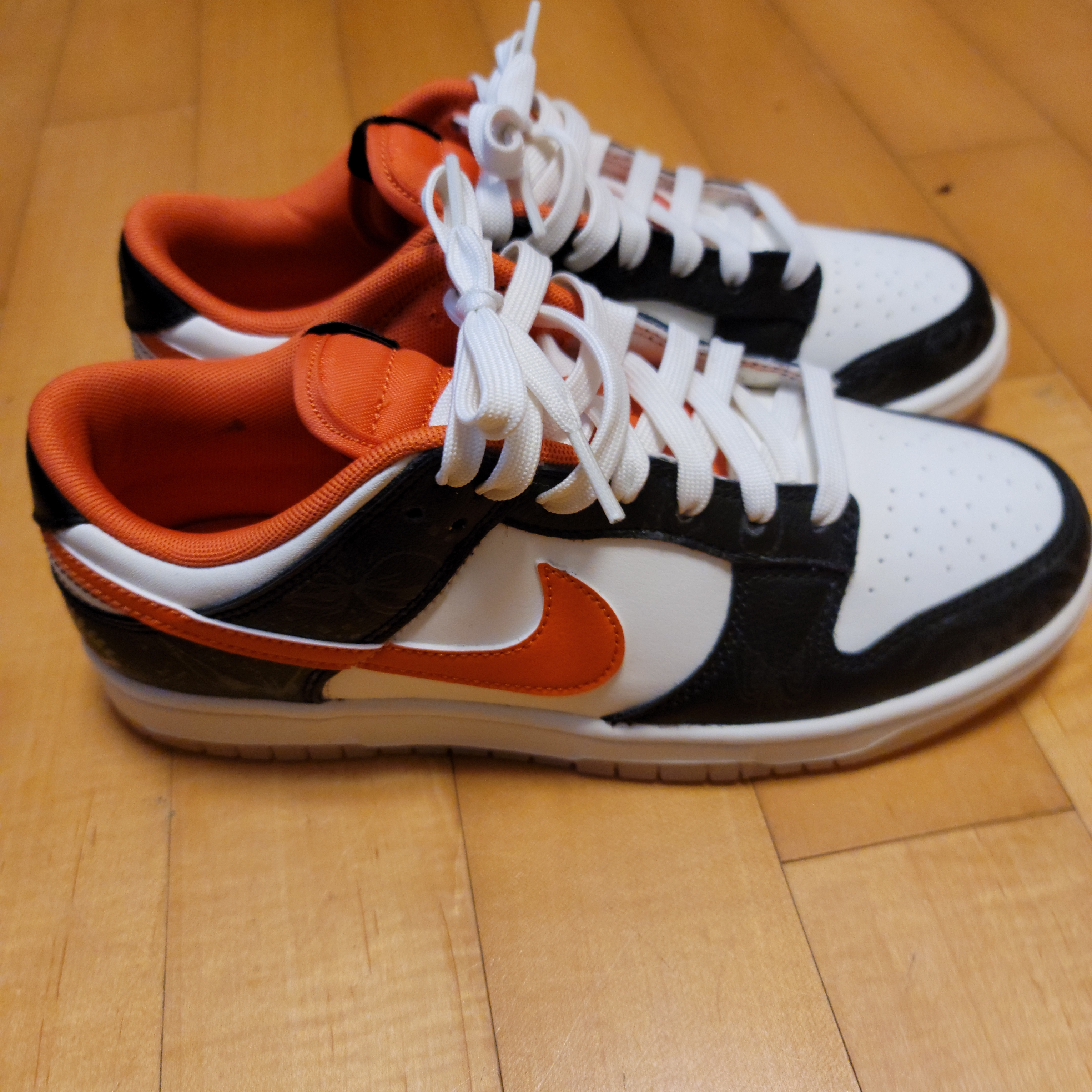 Nike Dunk Low Retro PRM Halloween 착용 스타일 - 2