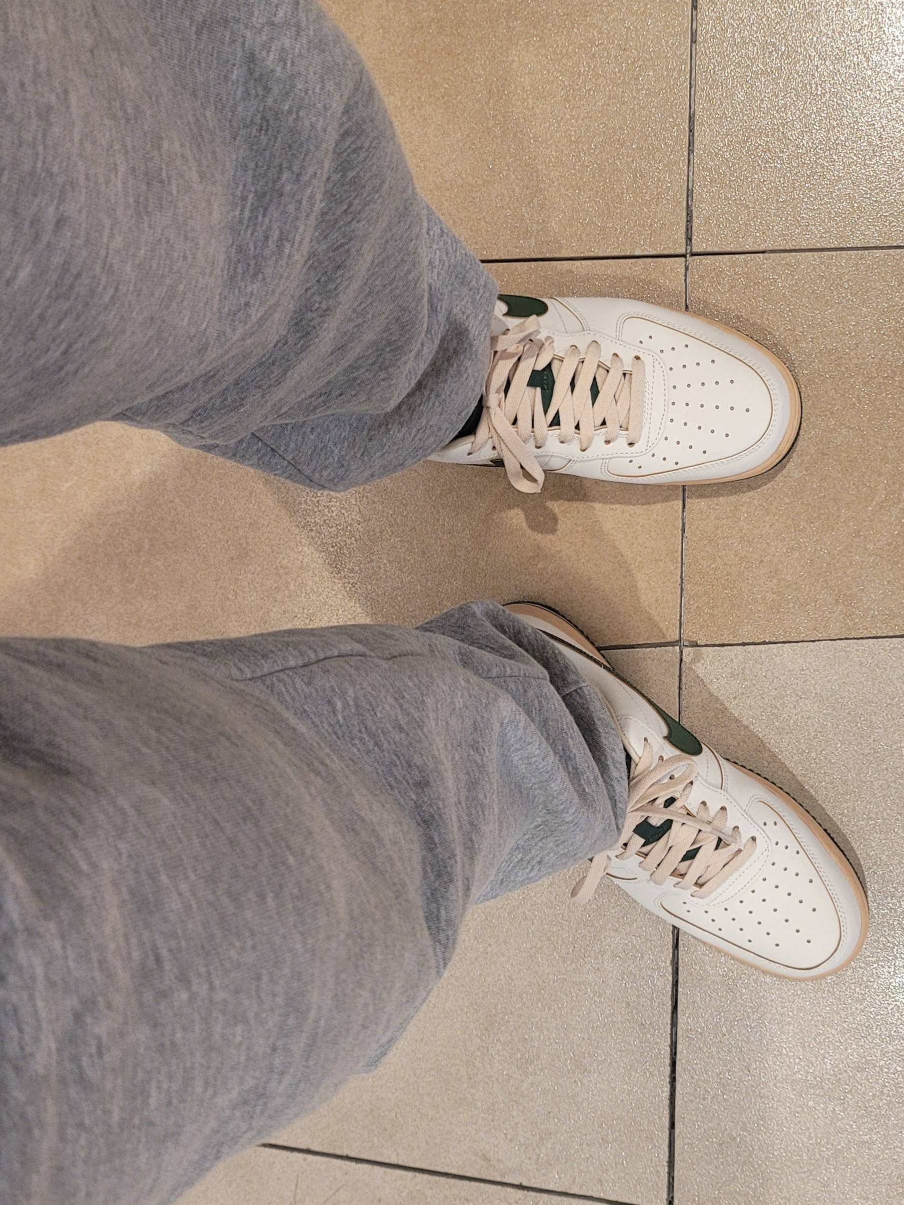 (W) Nike Air Force 1 Low Gorge Green 착용 스타일