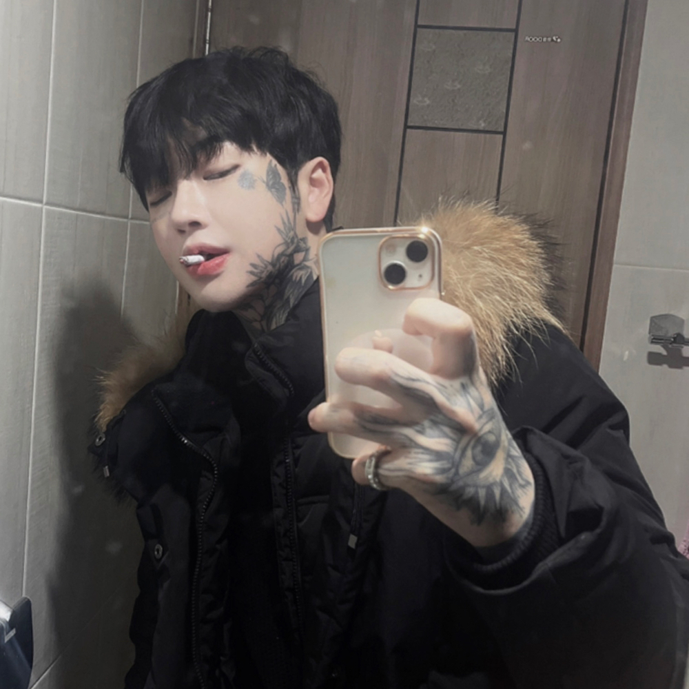 KREAM 프로필 이미지