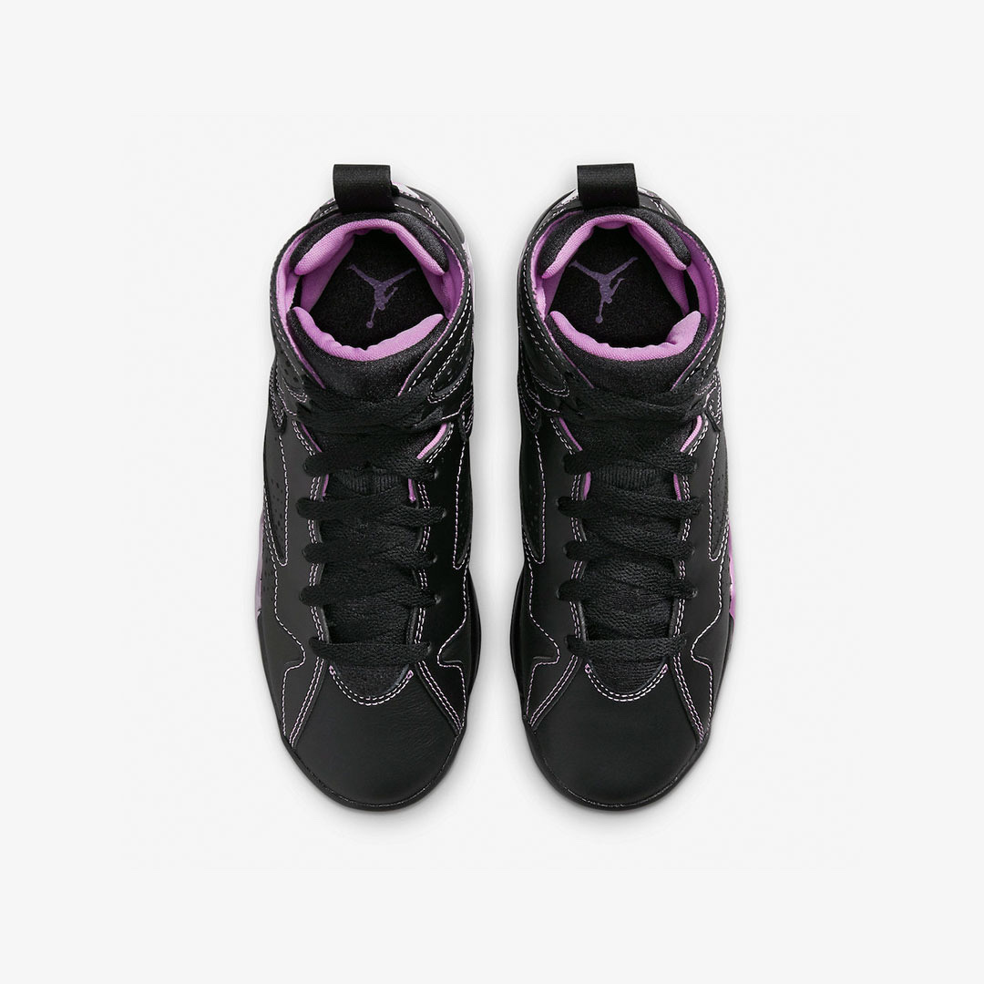 Jordan 7 x Trophy Room Retro SP True Red and Obsidian, Jordan 7 Retro Cardinal 2022 착용 스타일 - 4