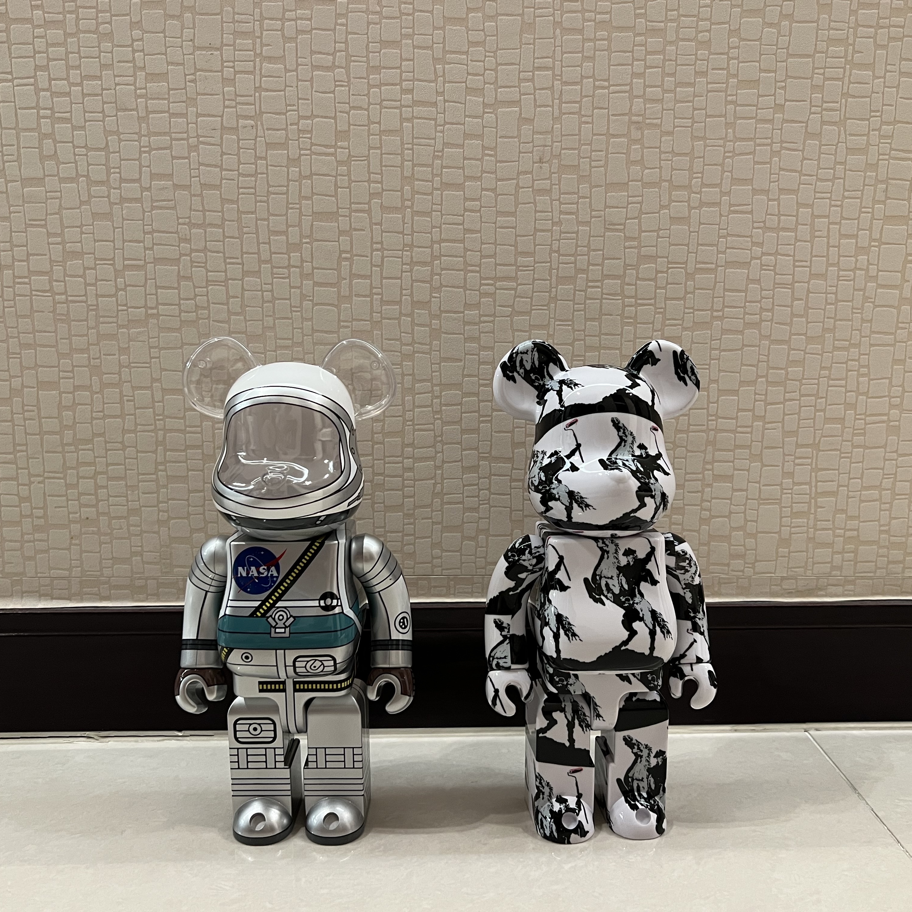 Bearbrick Project Mercury Astronaut 100% & 400% Set 착용 스타일 - 4