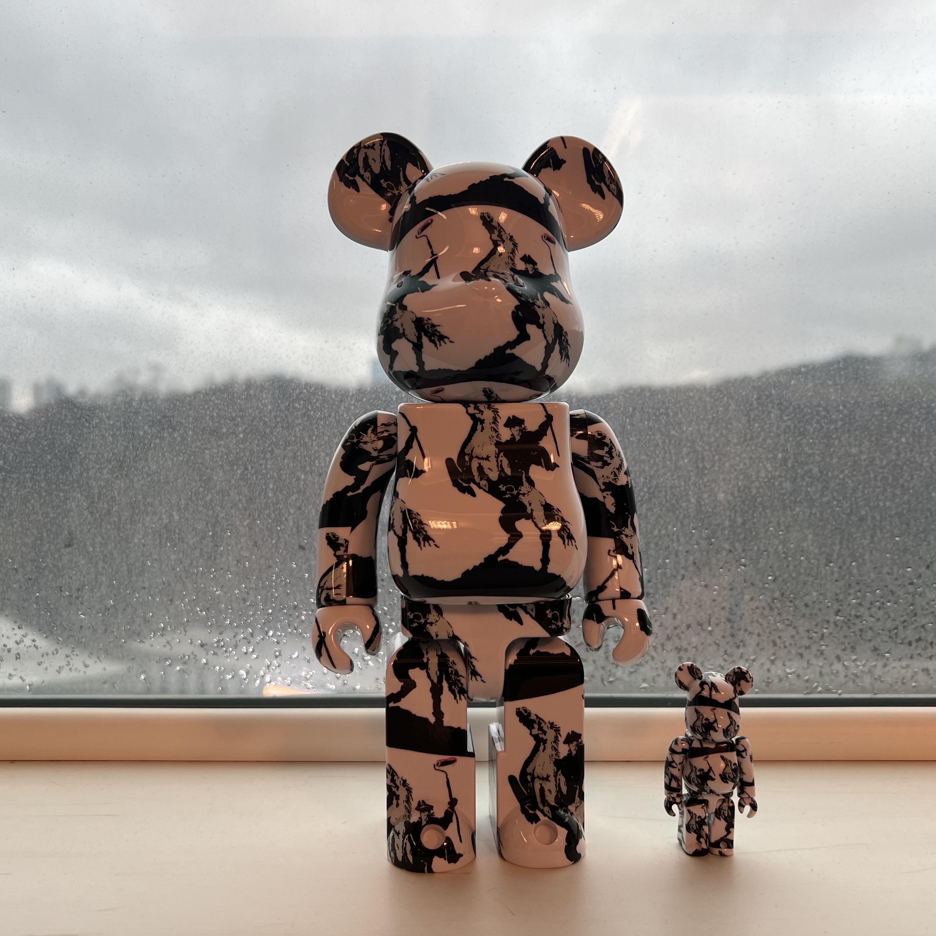 Bearbrick Highwayman 100% & 400% Set 착용 스타일 - 2