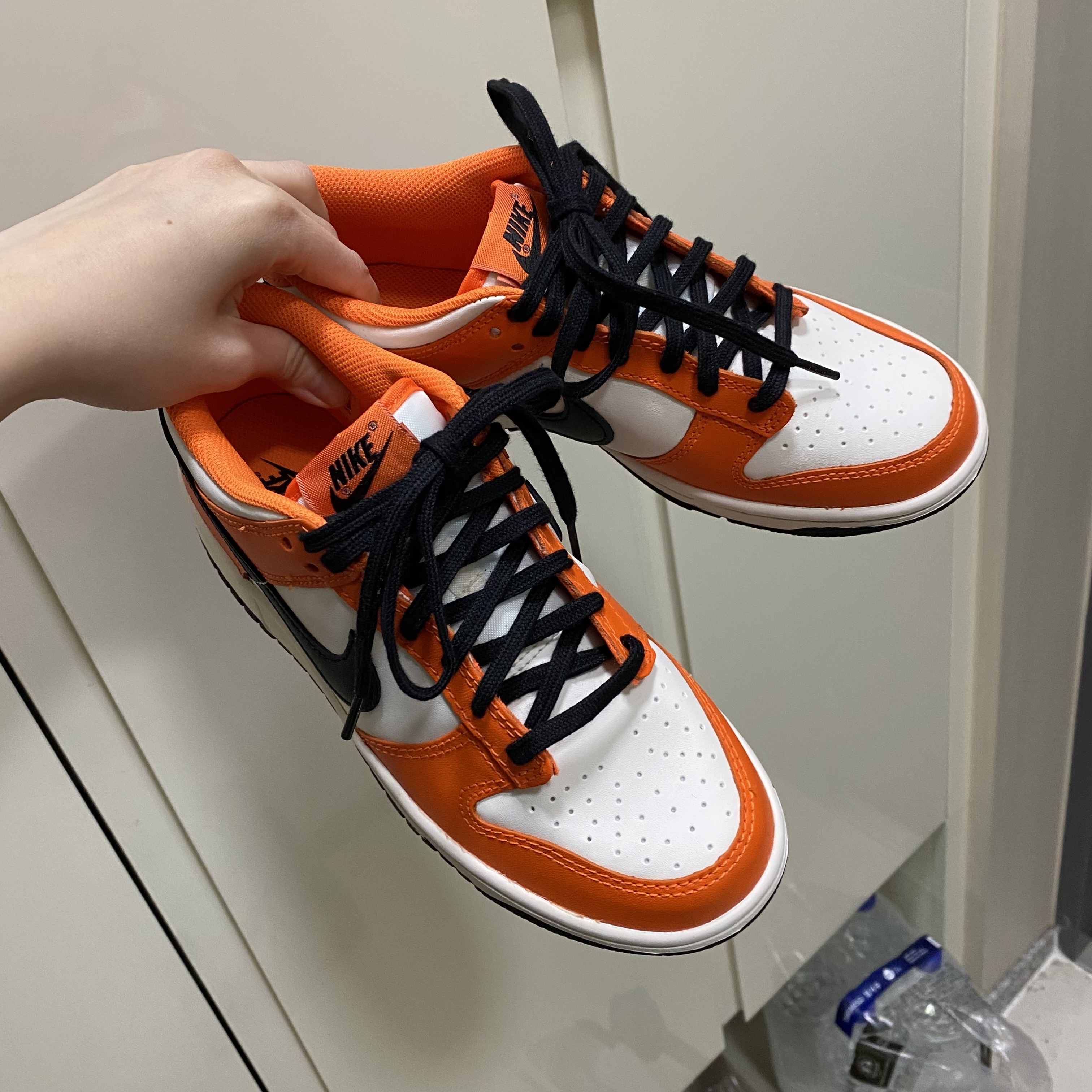 (GS) Nike Dunk Low Safety Orange 착용 스타일