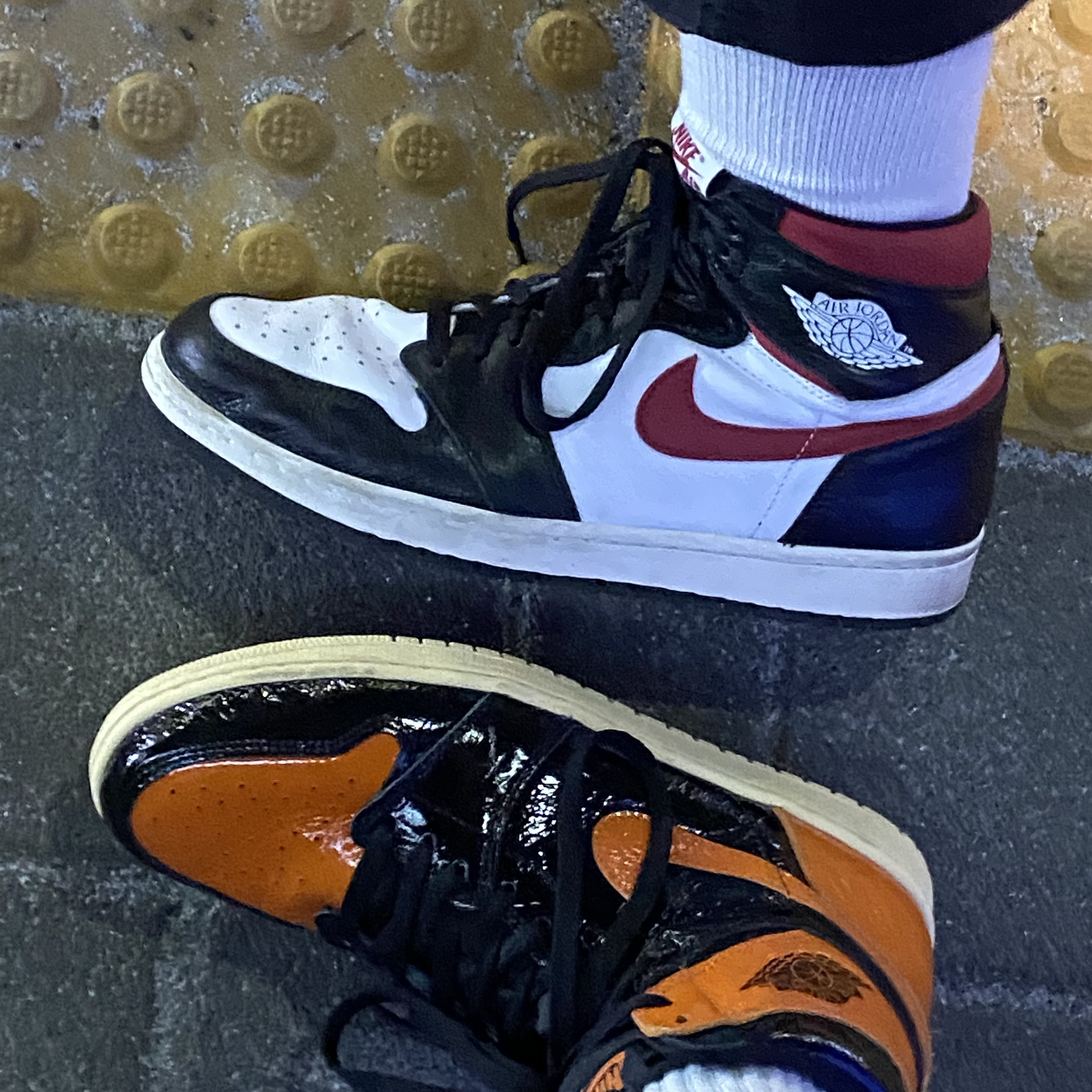 Jordan 1 Retro High Shattered Backboard 3.0, Jordan 1 Retro High OG Gym Red 착용 스타일 - 4