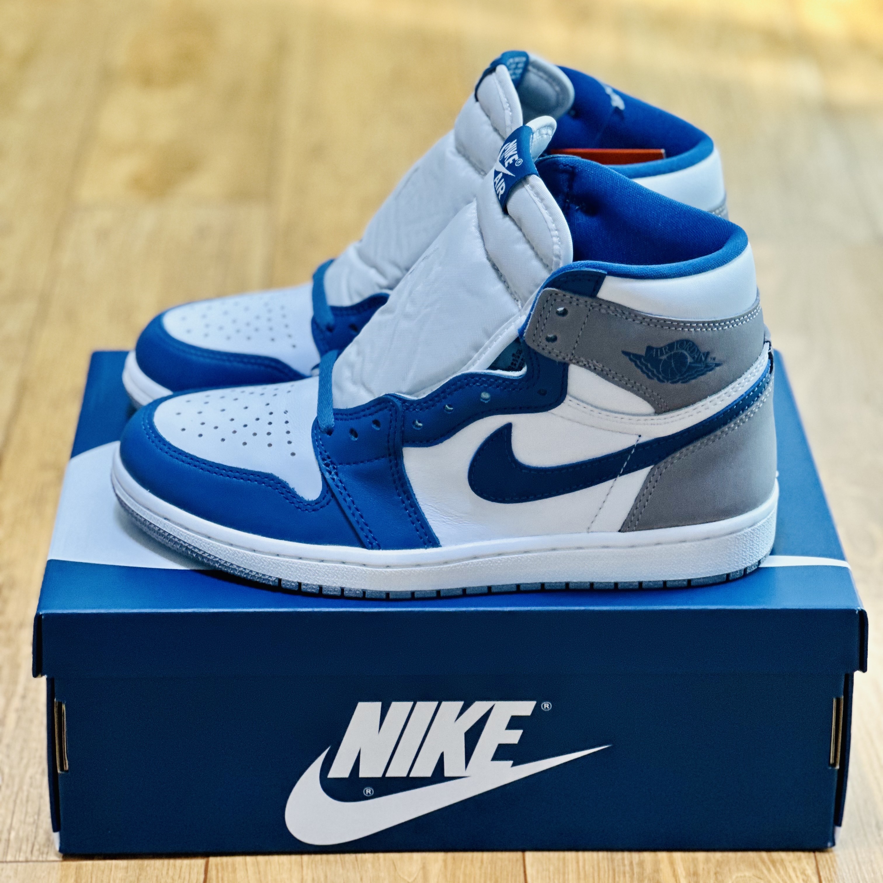 Jordan 1 Retro High OG True Blue 착용 스타일