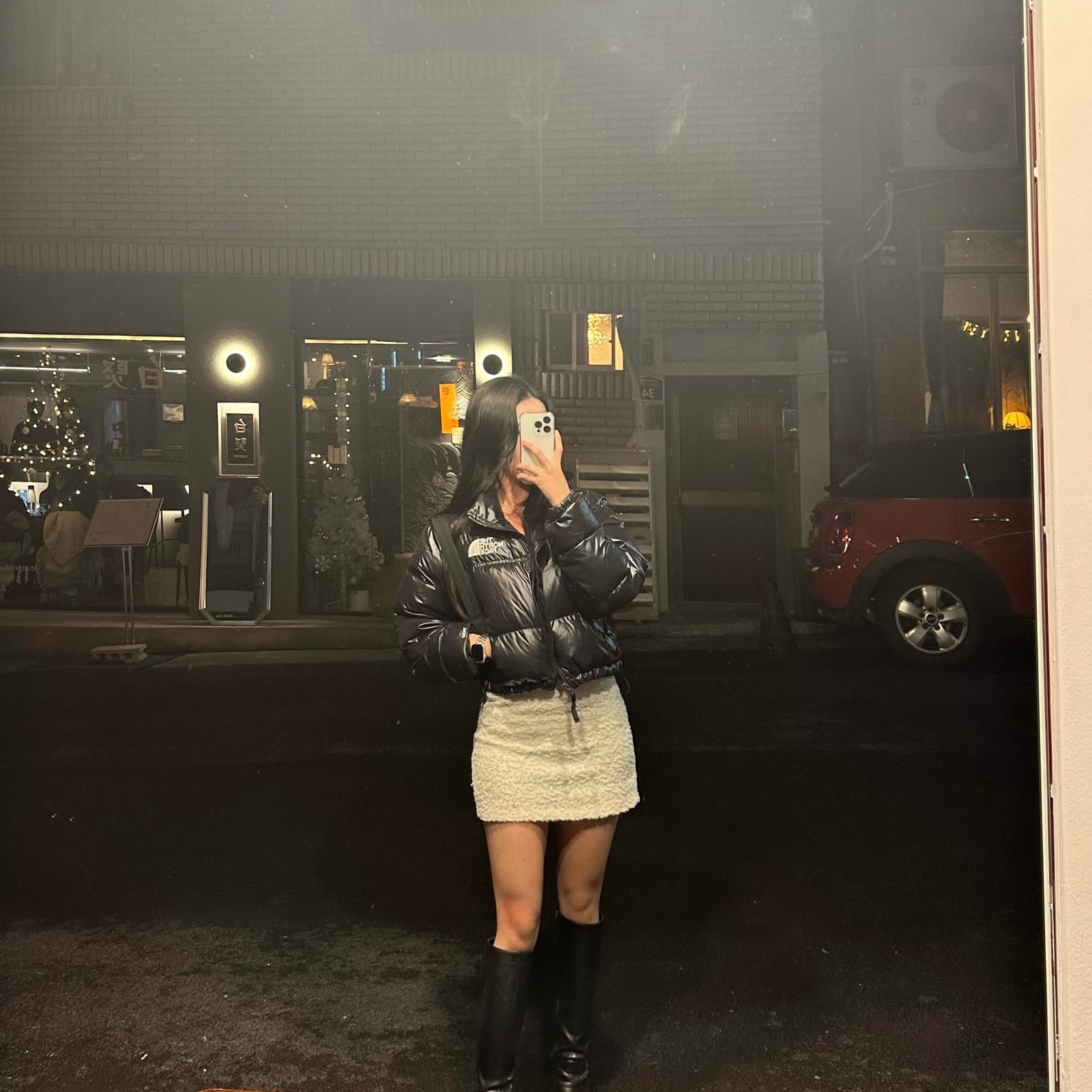 (W) The North Face Nuptse Short Jacket TNF Black 착용 스타일