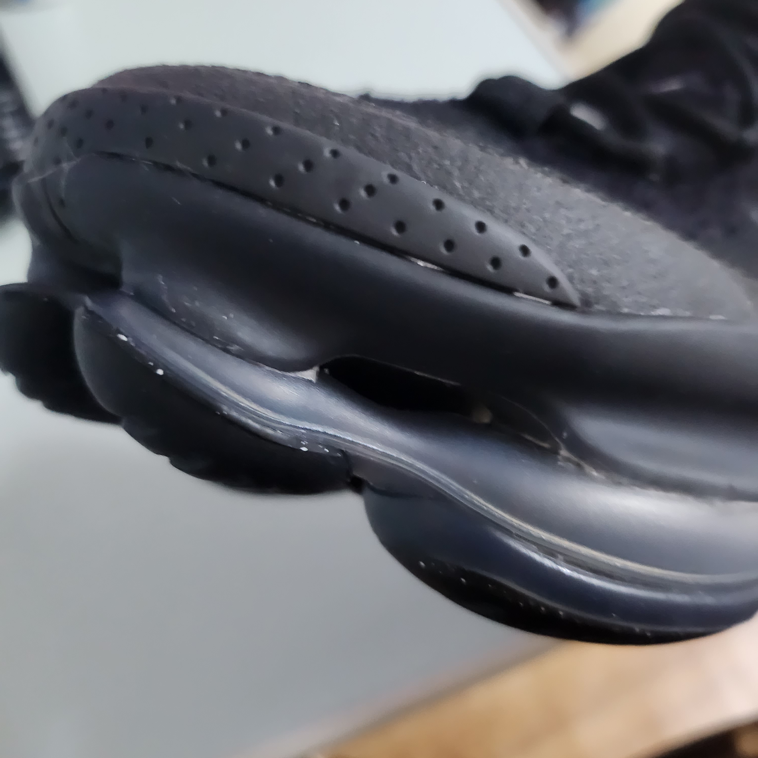 (W) Nike Air Max Scorpion Flyknit Black Anthracite 착용 스타일 - 3
