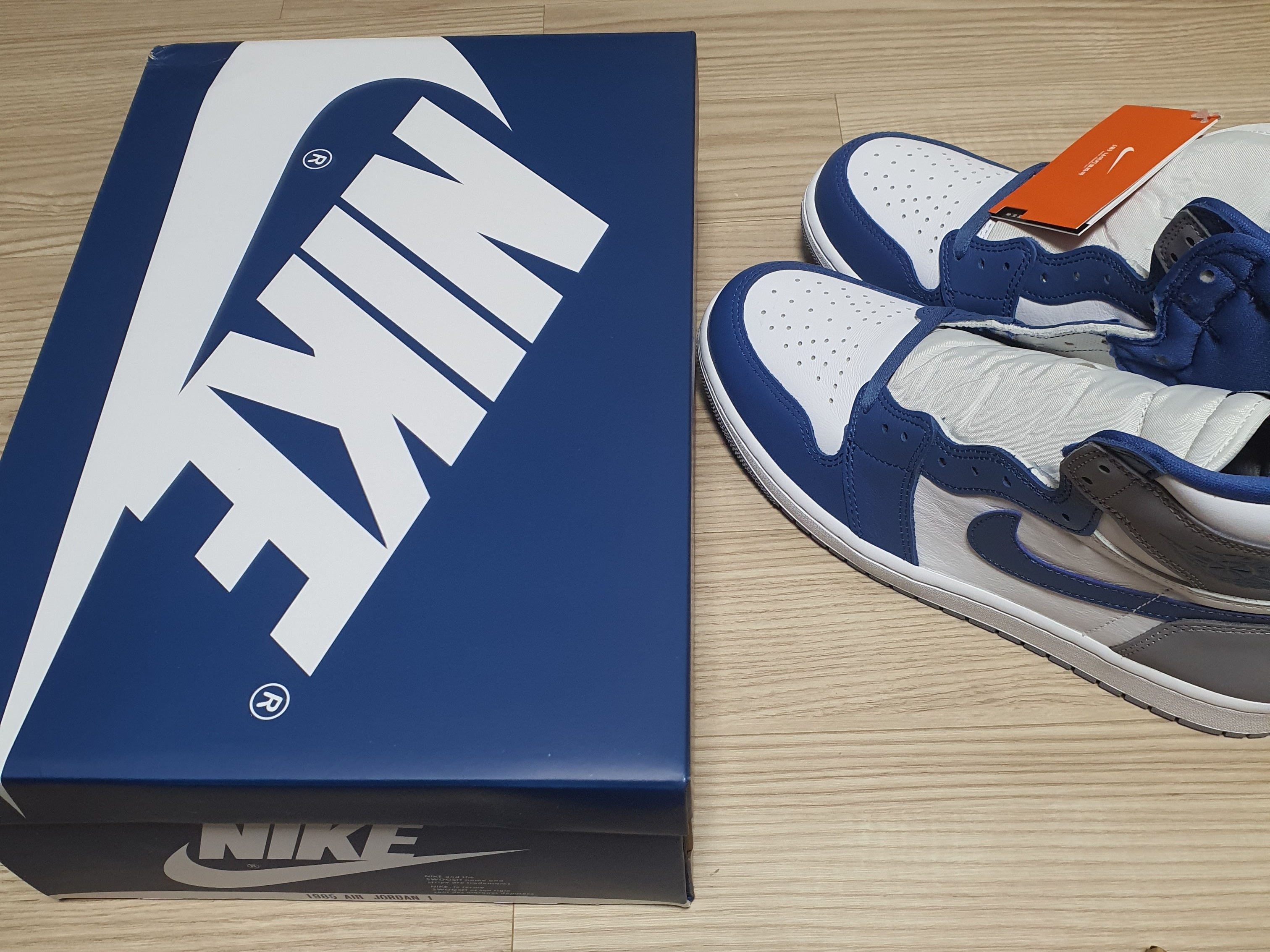 Jordan 1 Retro High OG True Blue 착용 스타일 - 2