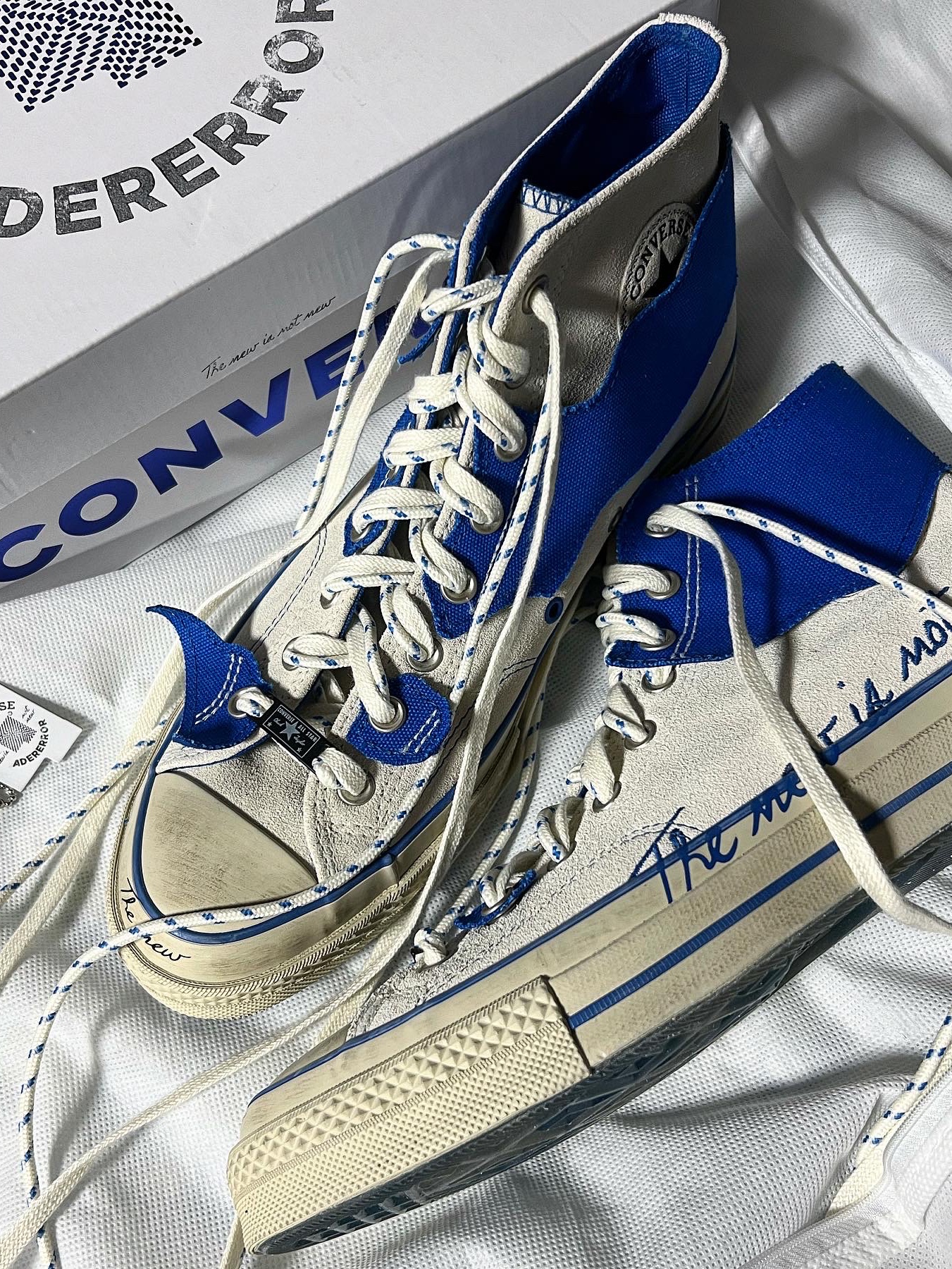 Converse x Ader Error Chuck 70 High White 착용 스타일 - 1