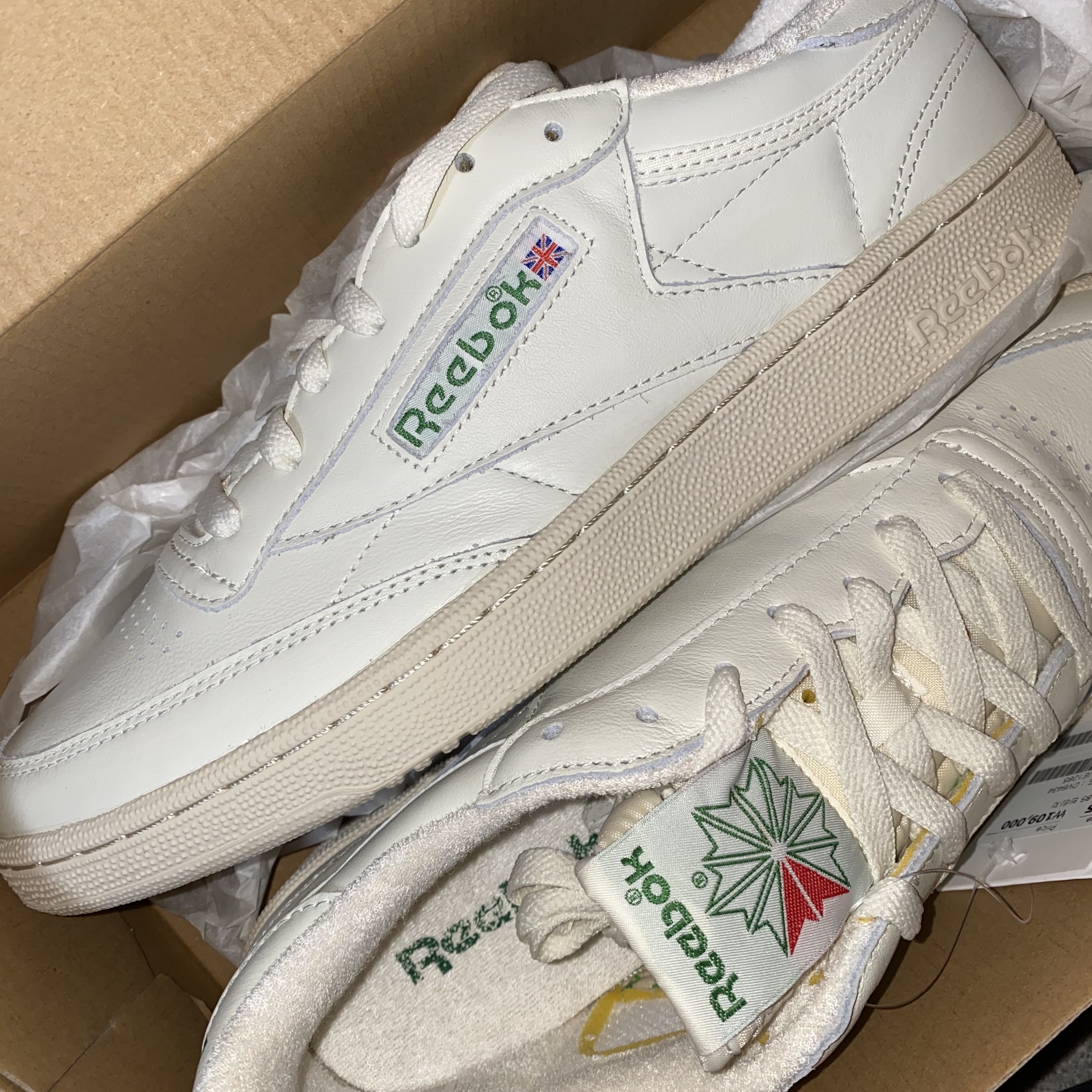 Reebok Club C 85 Vintage Chalk Green 착용 스타일