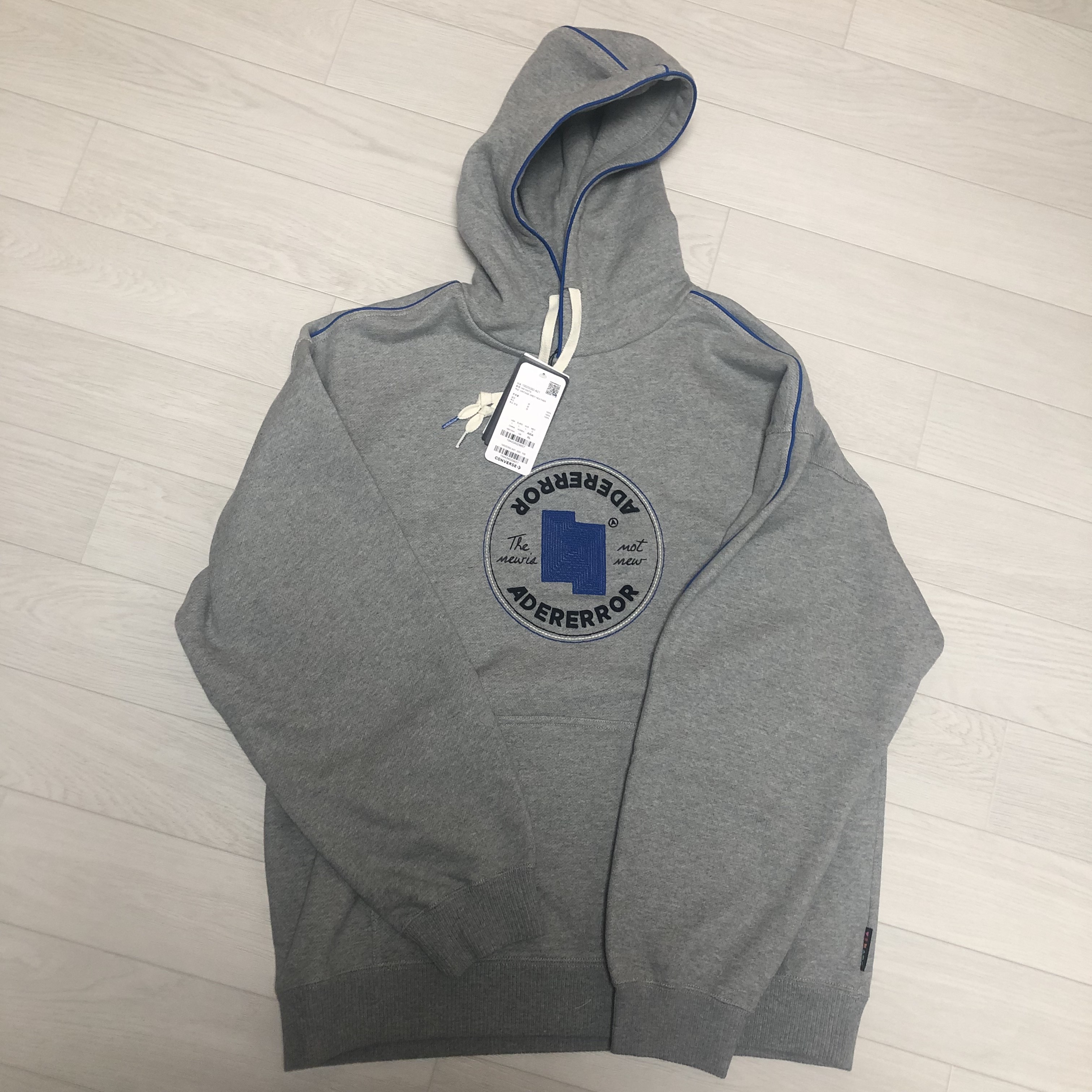 Converse x Ader Error Shapes Pullover Hoodie Vintage Grey Heather 착용 스타일 - 1