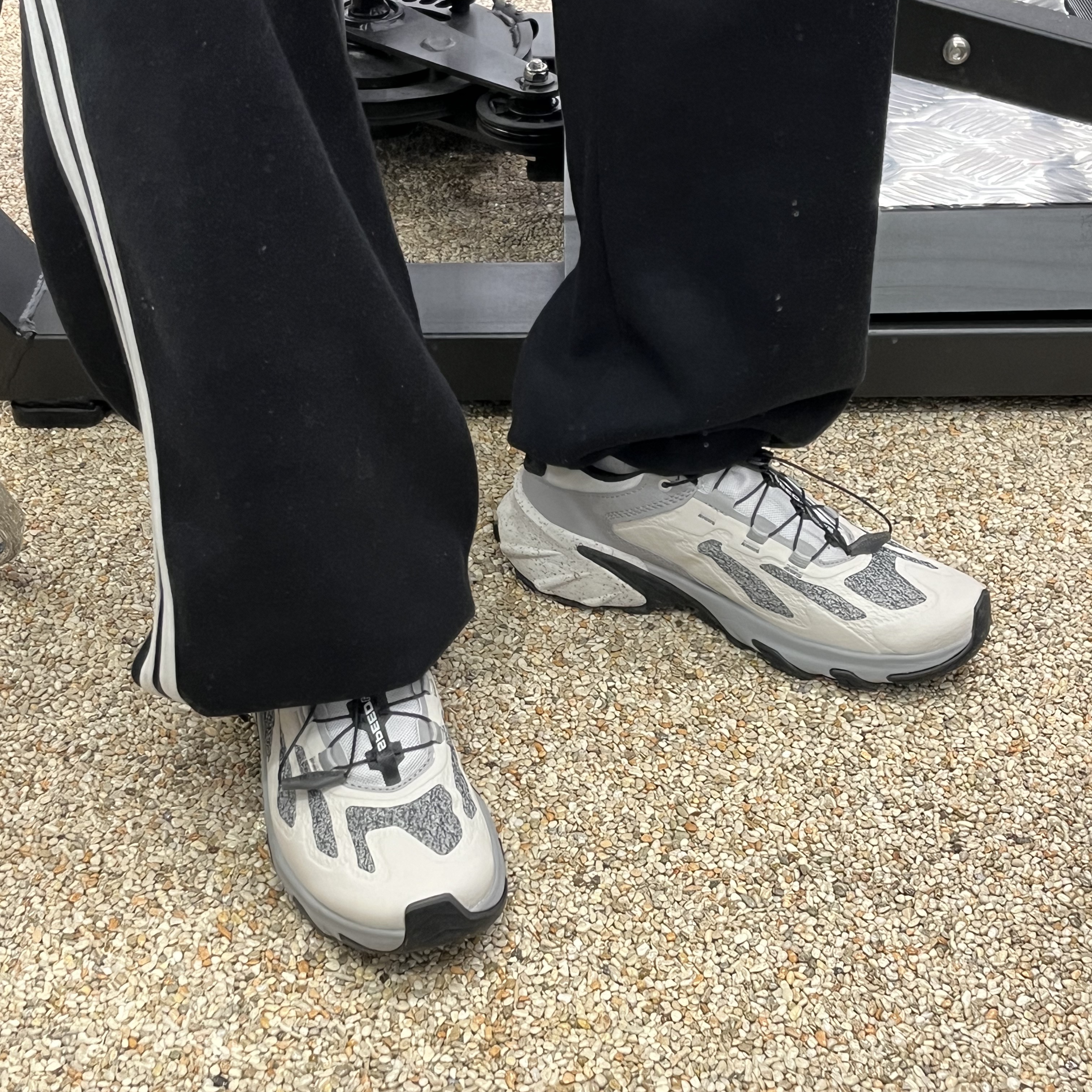 Salomon Speedverse PRG Black Nimbus Cloud Alloy 착용 스타일