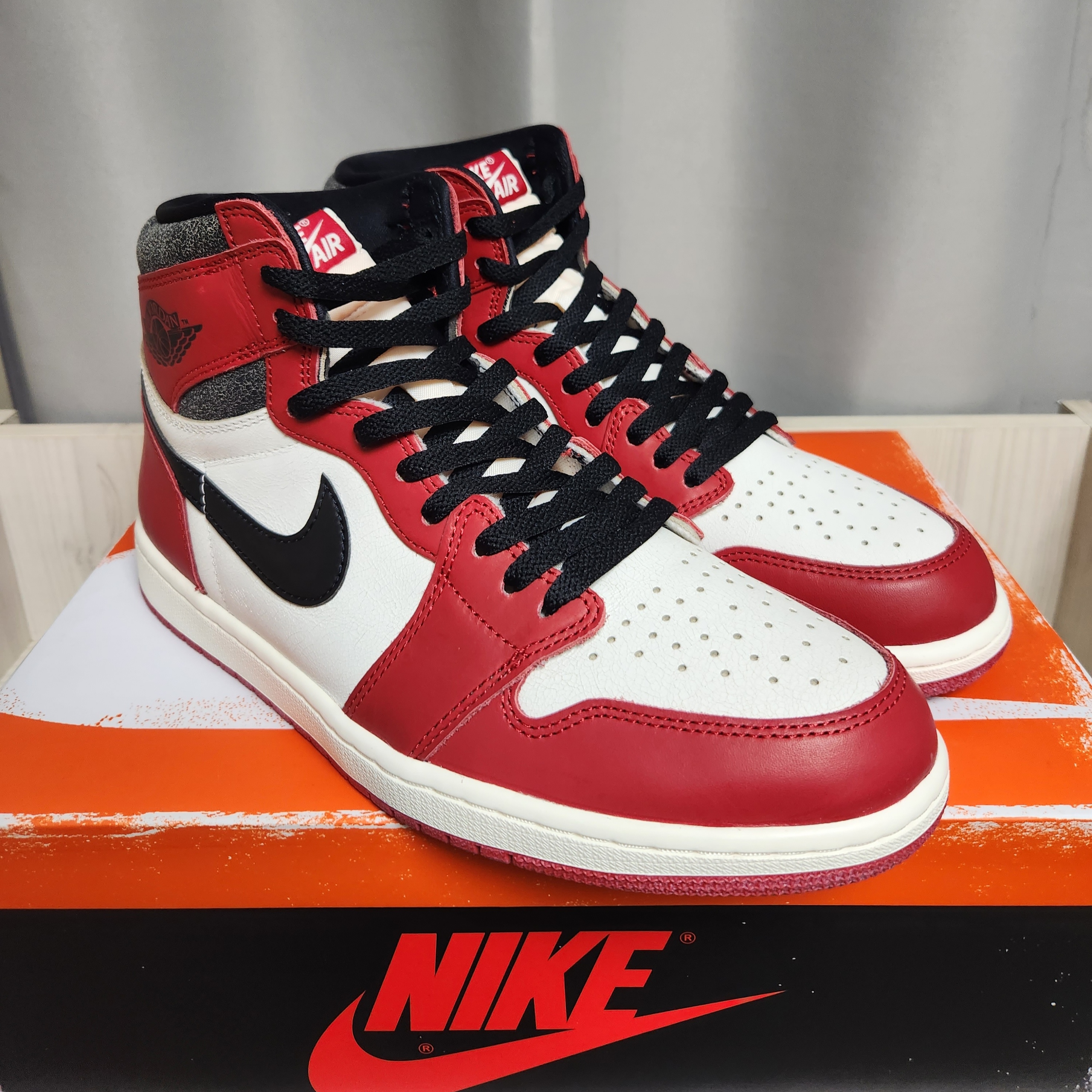 Jordan 1 Retro High OG Chicago 2022, (GS) Jordan 1 Retro High OG Chicago 2022 착용 스타일 - 1